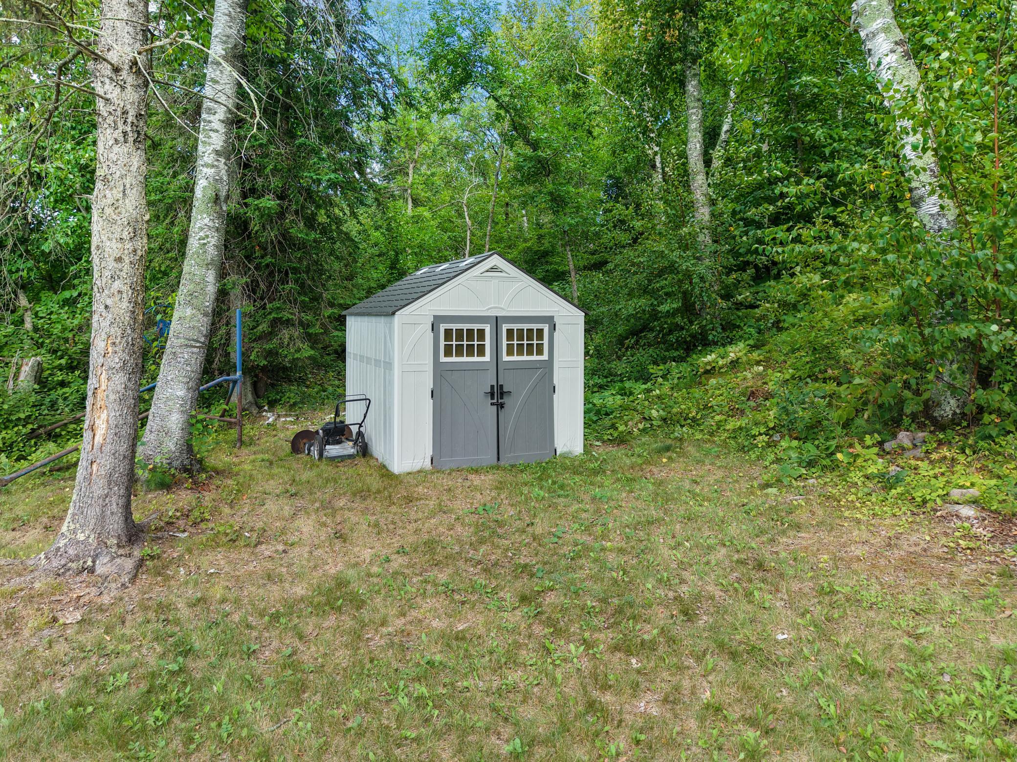 1992 single family home for sale at 4092 Clough Road in Pequot Lakes, MN — 3 bed, 1 bath (photo 29 of 37)