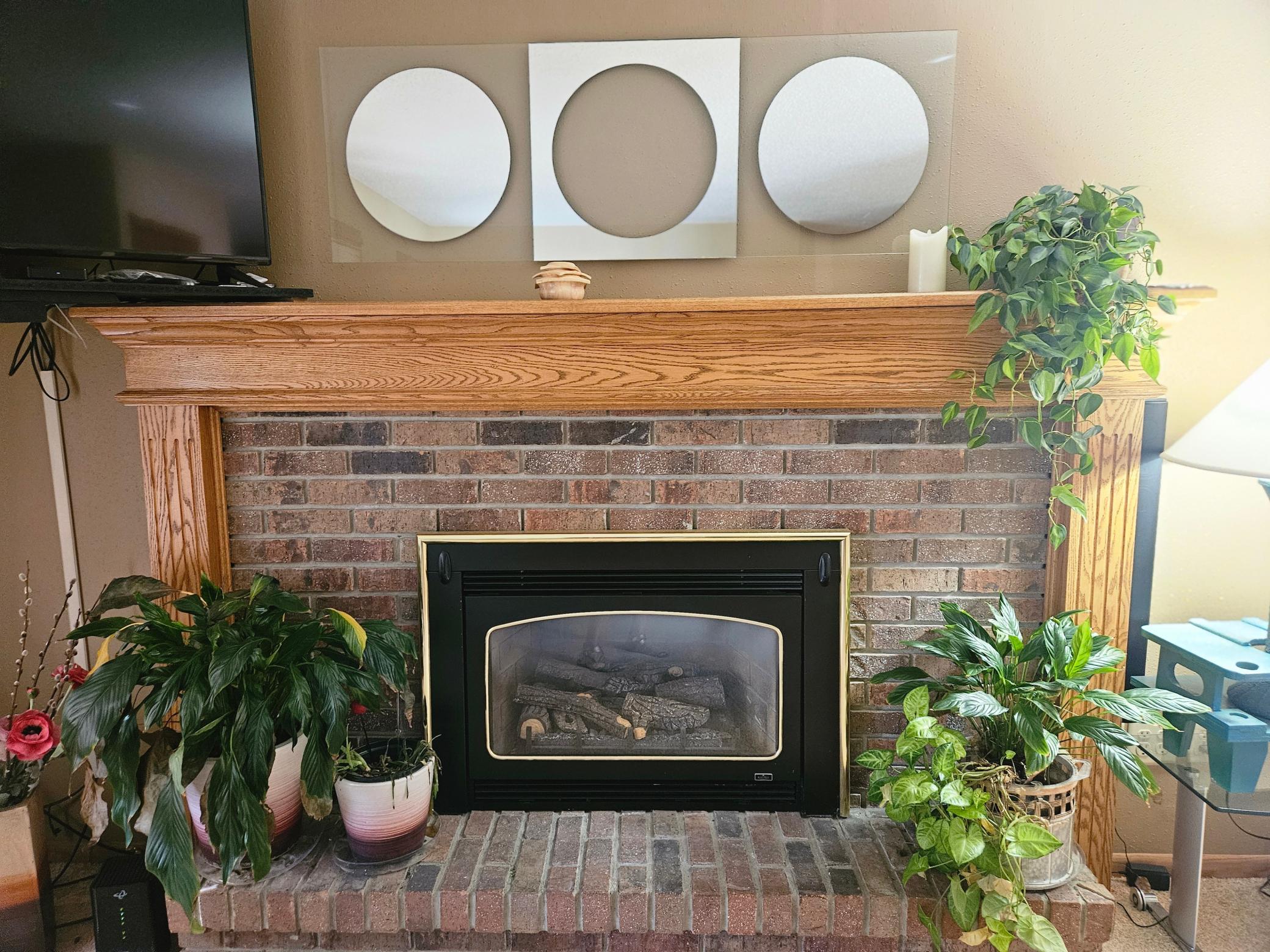 1975 single family home for sale at 1710 7th Street N in Wahpeton, ND — 3 bed, 2 bath (photo 8 of 10)