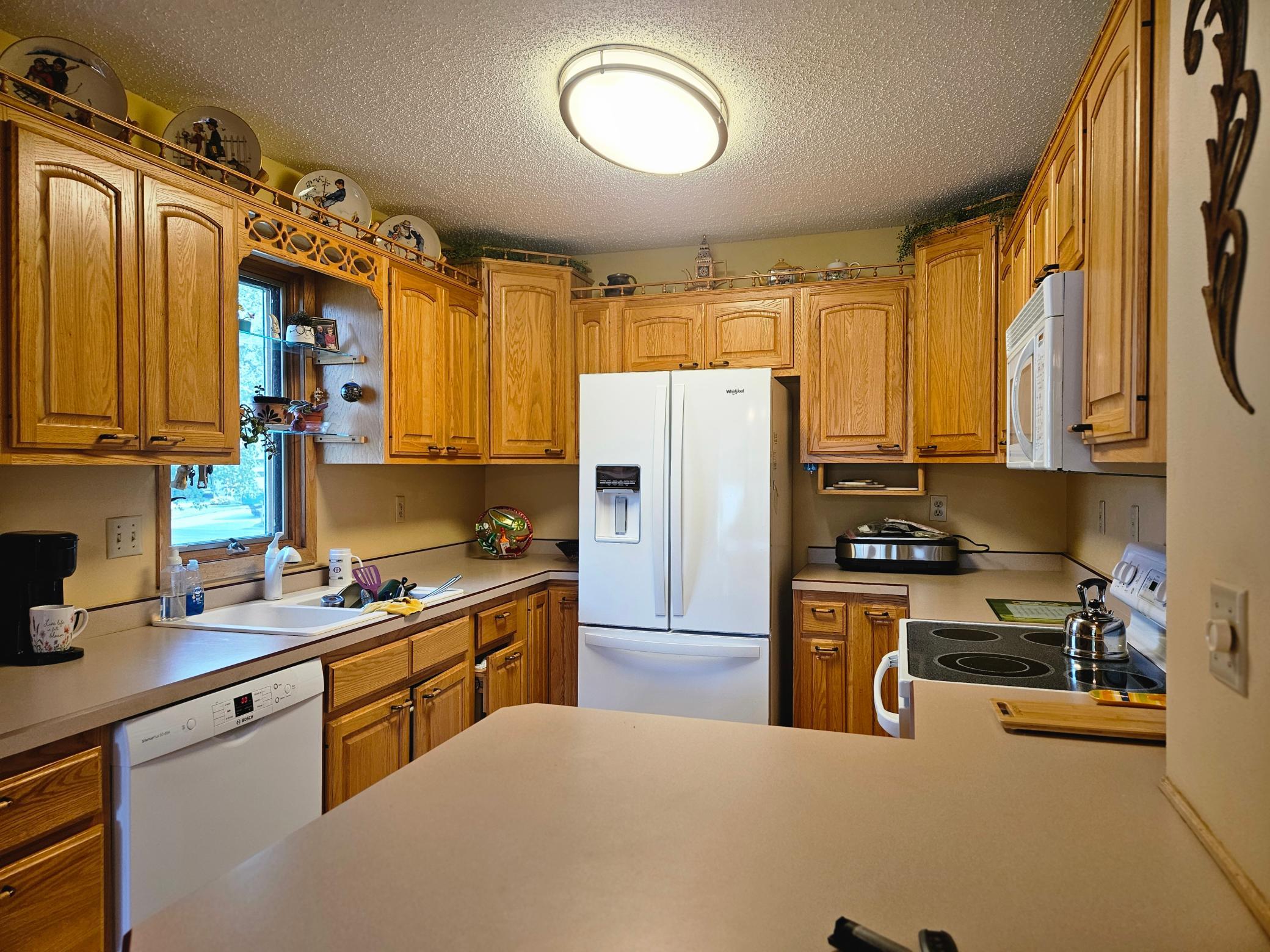 1975 single family home for sale at 1710 7th Street N in Wahpeton, ND — 3 bed, 2 bath (photo 9 of 10)