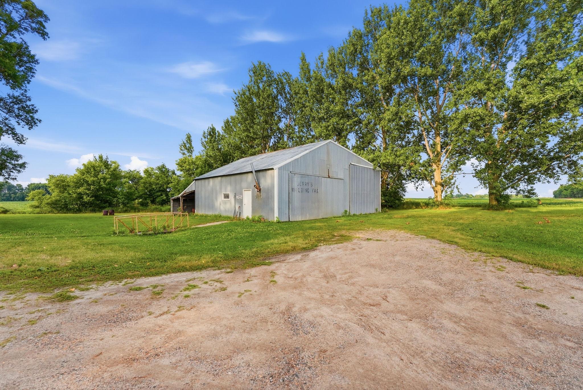 1977 single family home for sale at 14820 Hope Road SE in Osakis, MN — 4 bed, 2 bath (photo 2 of 32)