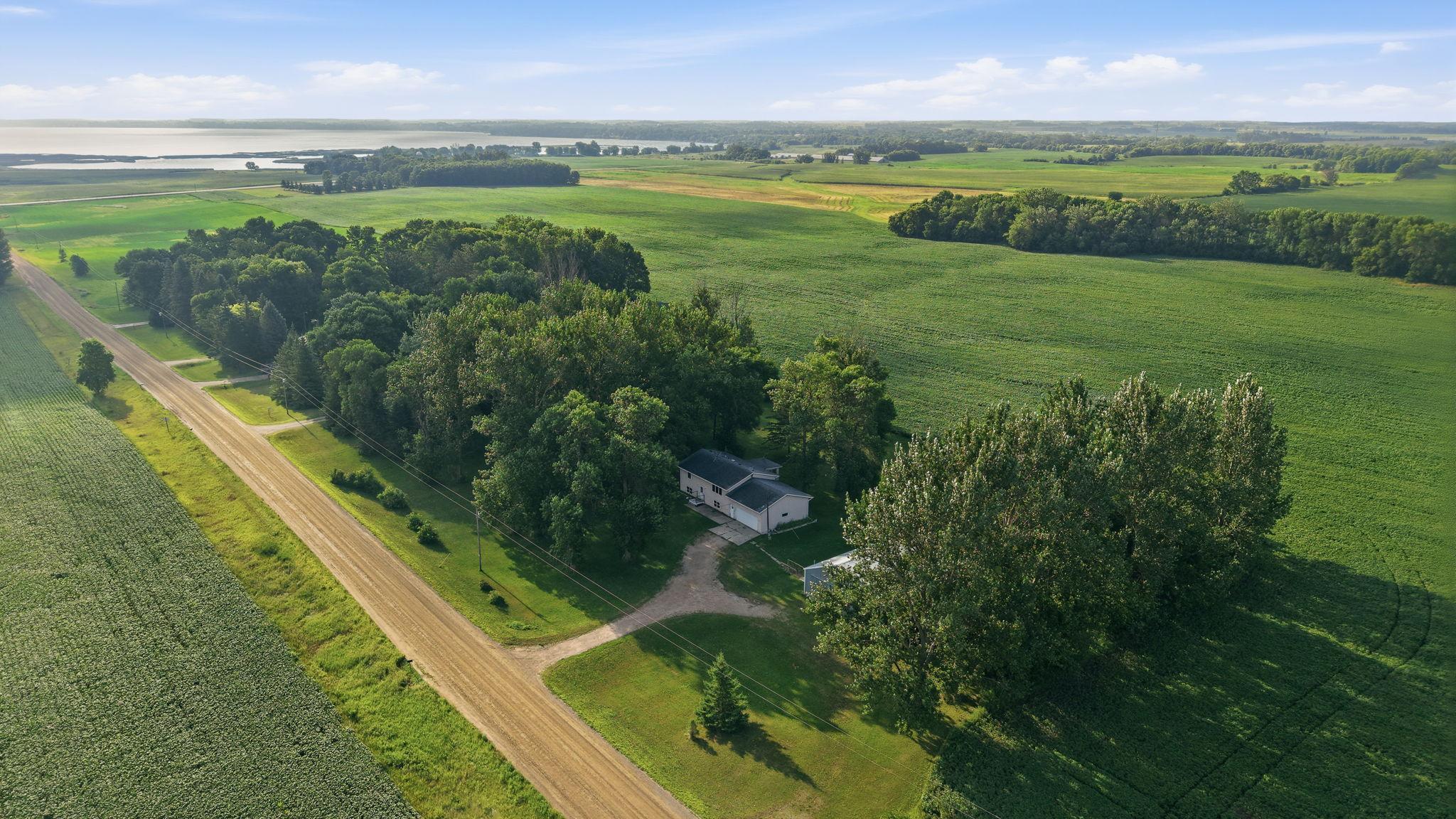 1977 single family home for sale at 14820 Hope Road SE in Osakis, MN — 4 bed, 2 bath (photo 3 of 32)