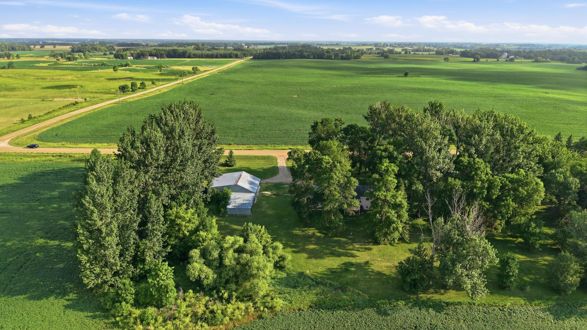 1977 single family home for sale at 14820 Hope Road SE in Osakis, MN — 4 bed, 2 bath (photo 5 of 32)