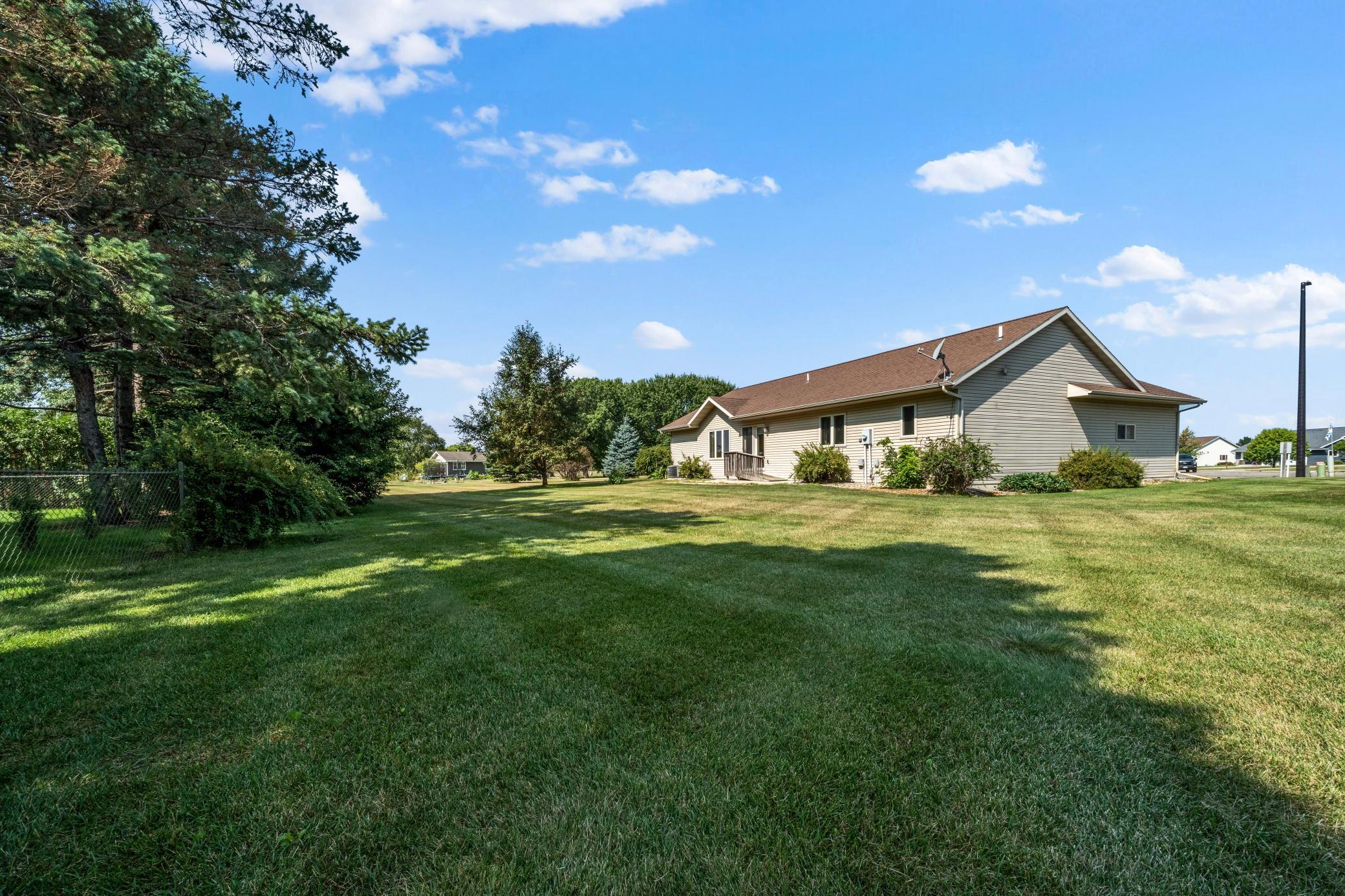 2006 single family home for sale at 630 Dewberry Lane in Alexandria, MN — 4 bed, 3 bath (photo 41 of 41)