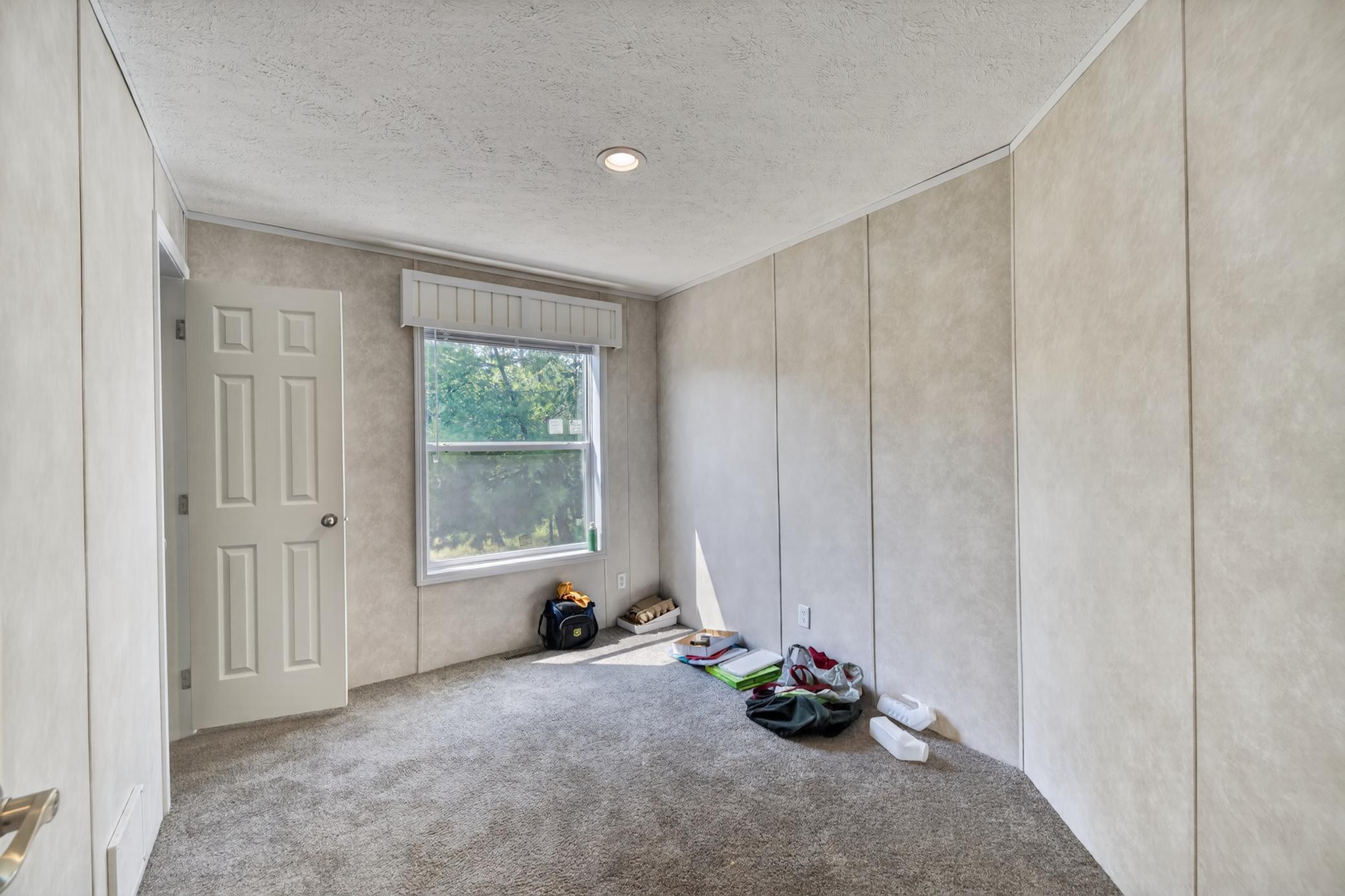 2022 single family home for sale at 2101 Frohn Road NE in Bemidji, MN — 3 bed, 2 bath (photo 15 of 25)