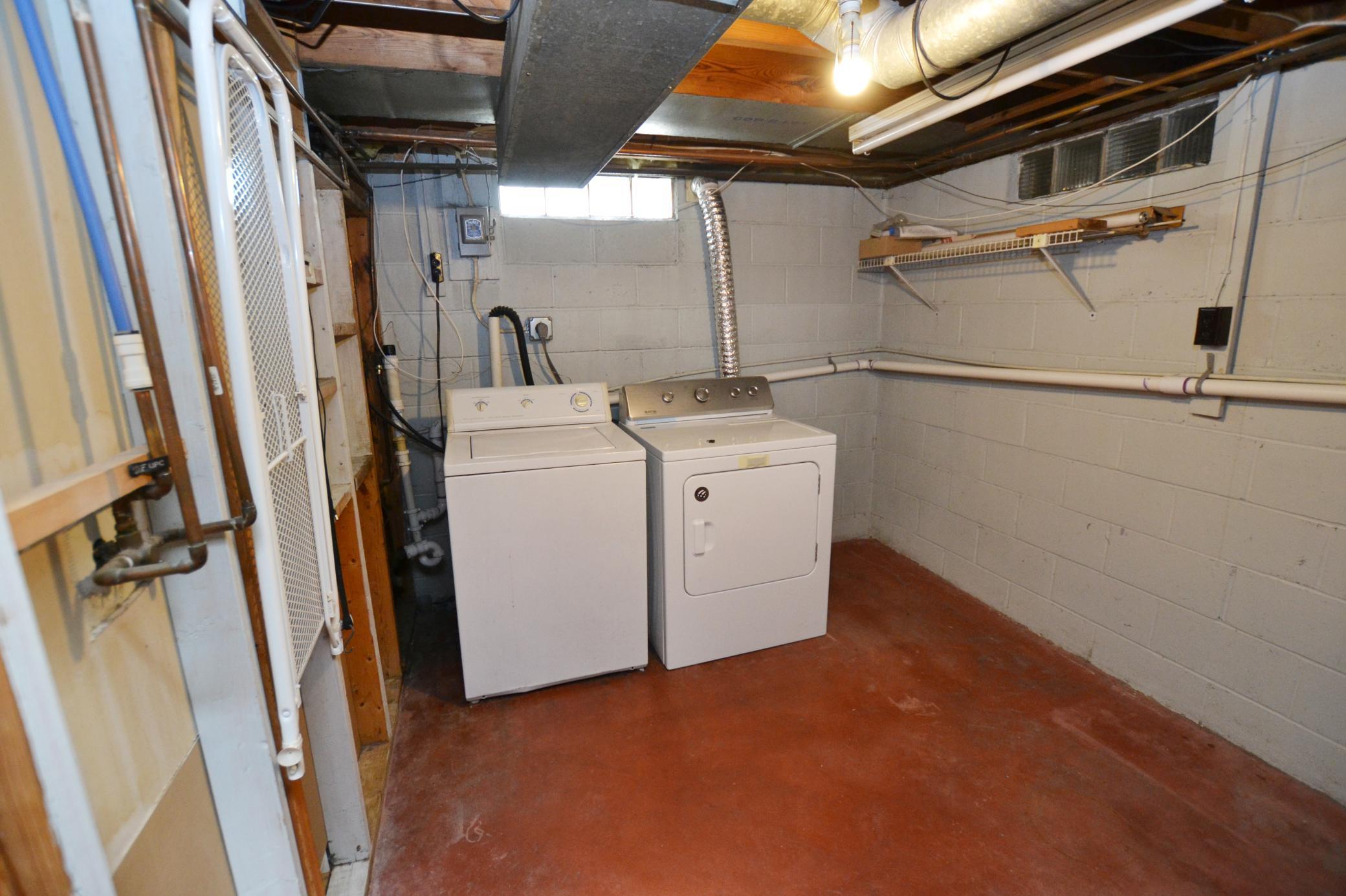 1957 single family home for sale at 806 5th Street NE in Staples, MN — 3 bed, 2 bath (photo 23 of 28)