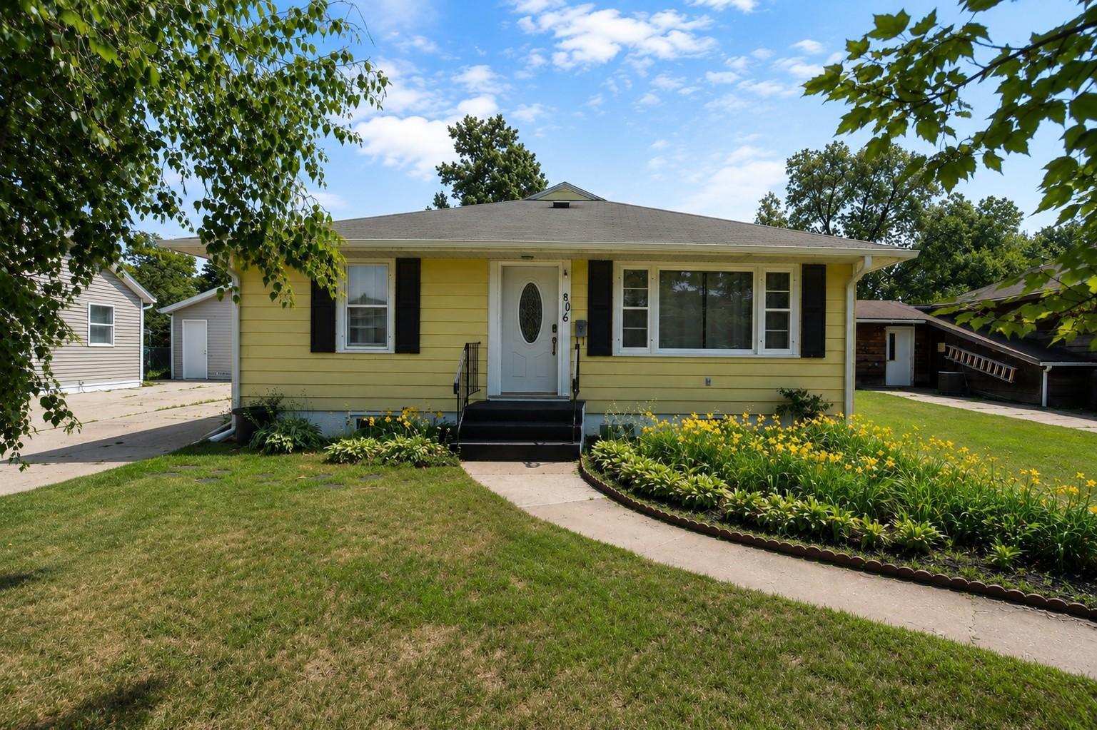 1957 single family home for sale at 806 5th Street NE in Staples, MN — 3 bed, 2 bath (photo 28 of 28)