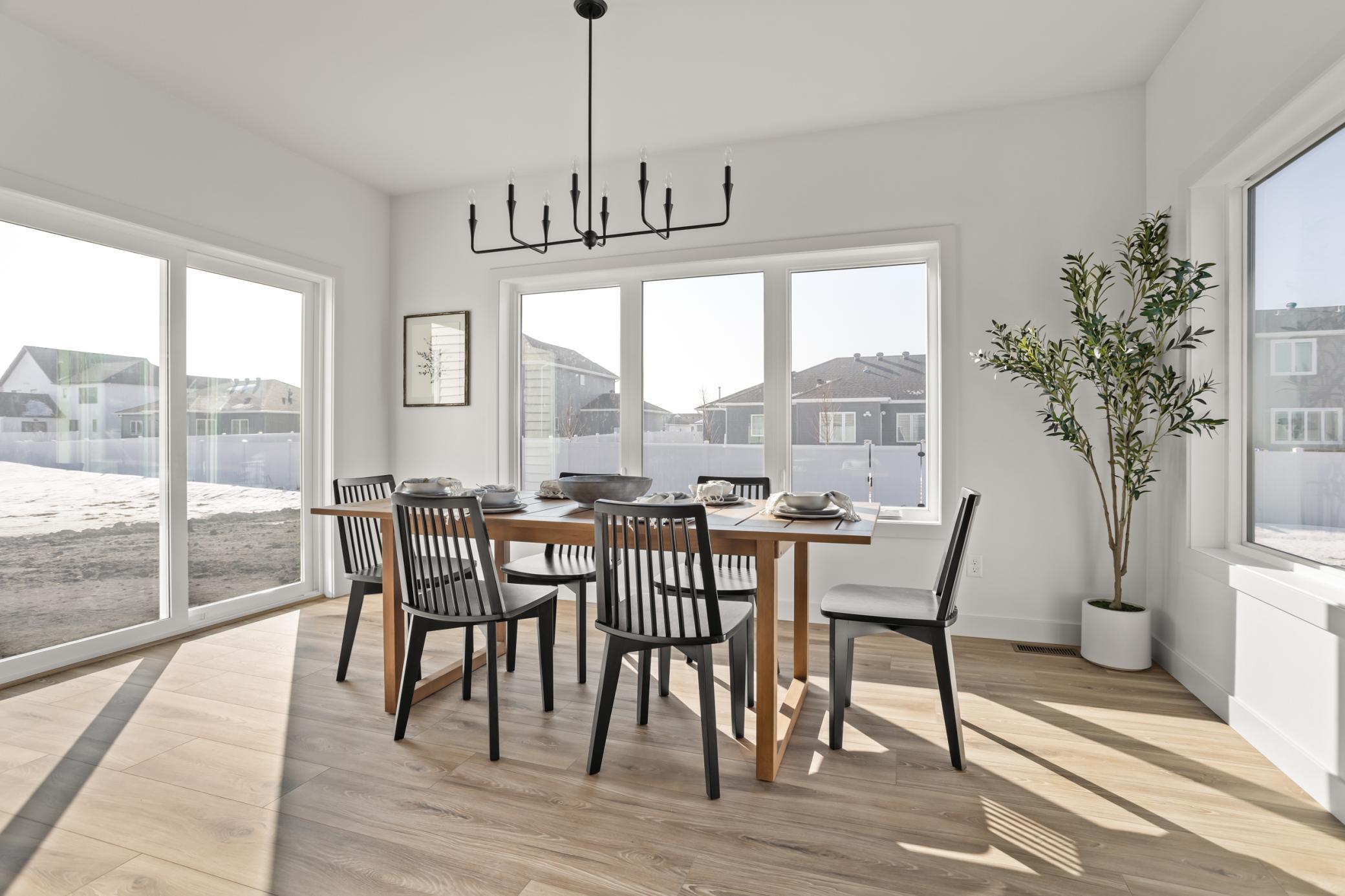 2026 single family home for sale at 4725 11th Street W in West Fargo, ND — 4 bed, 3 bath (photo 11 of 27)