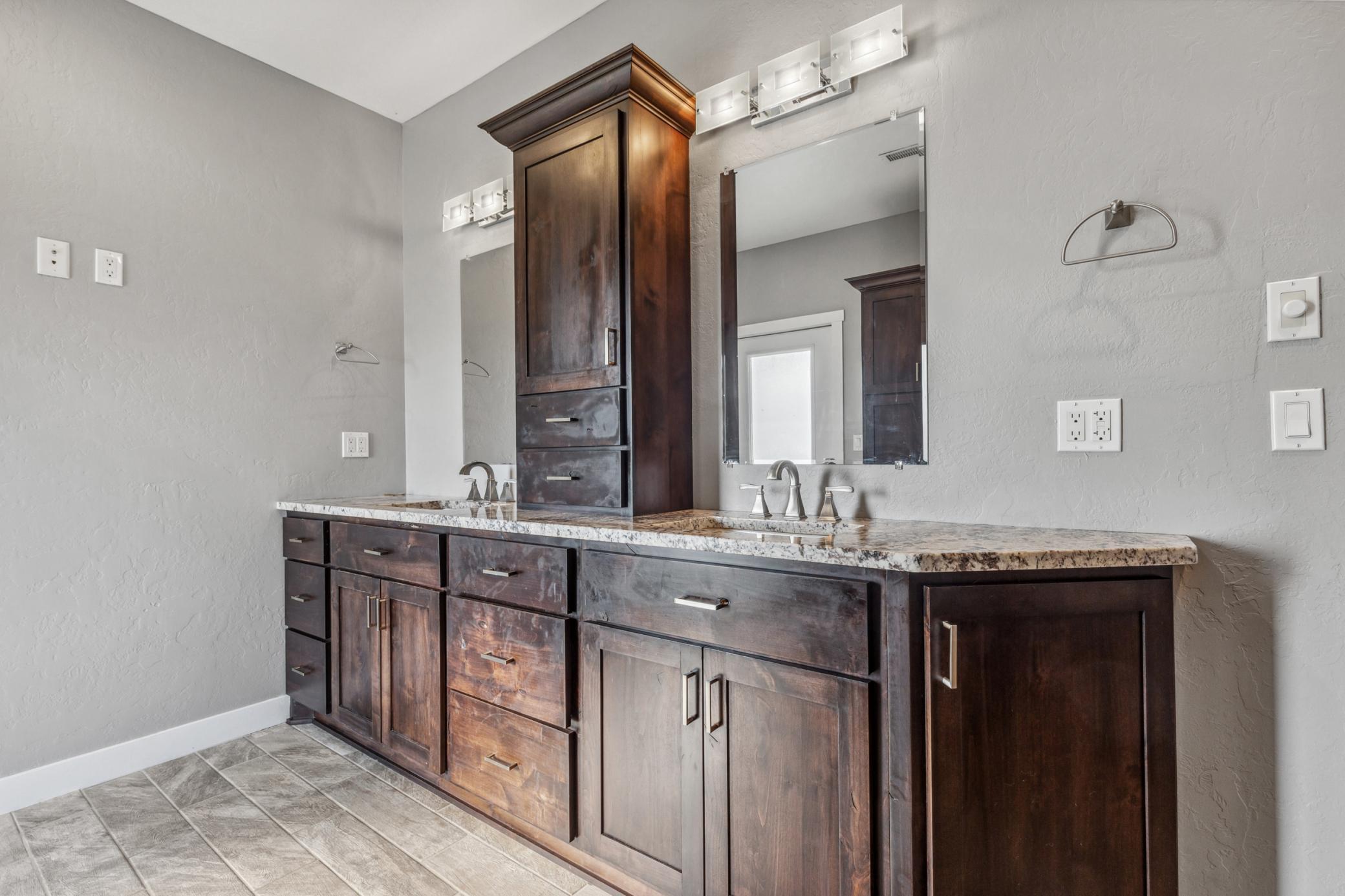 2014 single family home for sale at 22338 15th Avenue N in Hawley, MN — 4 bed, 3 bath (photo 23 of 69)