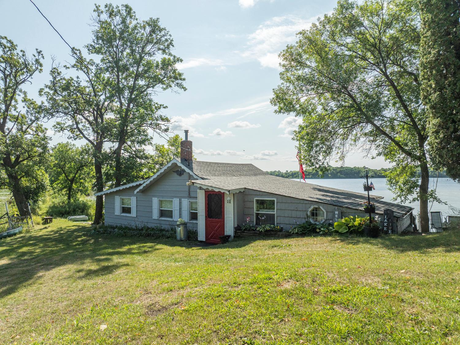 1940 single family home for sale at 46092 Sunfish Road in Vergas, MN — 2 bed, 1 bath (photo 34 of 44)