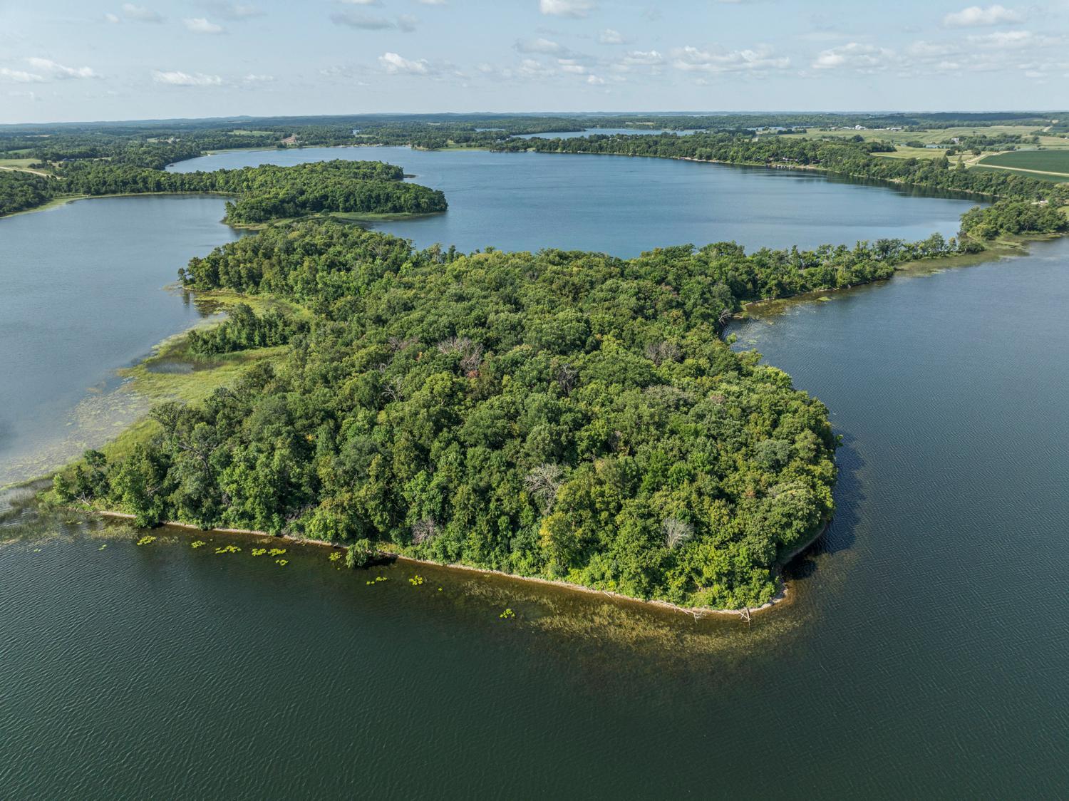 1940 single family home for sale at 46092 Sunfish Road in Vergas, MN — 2 bed, 1 bath (photo 5 of 44)