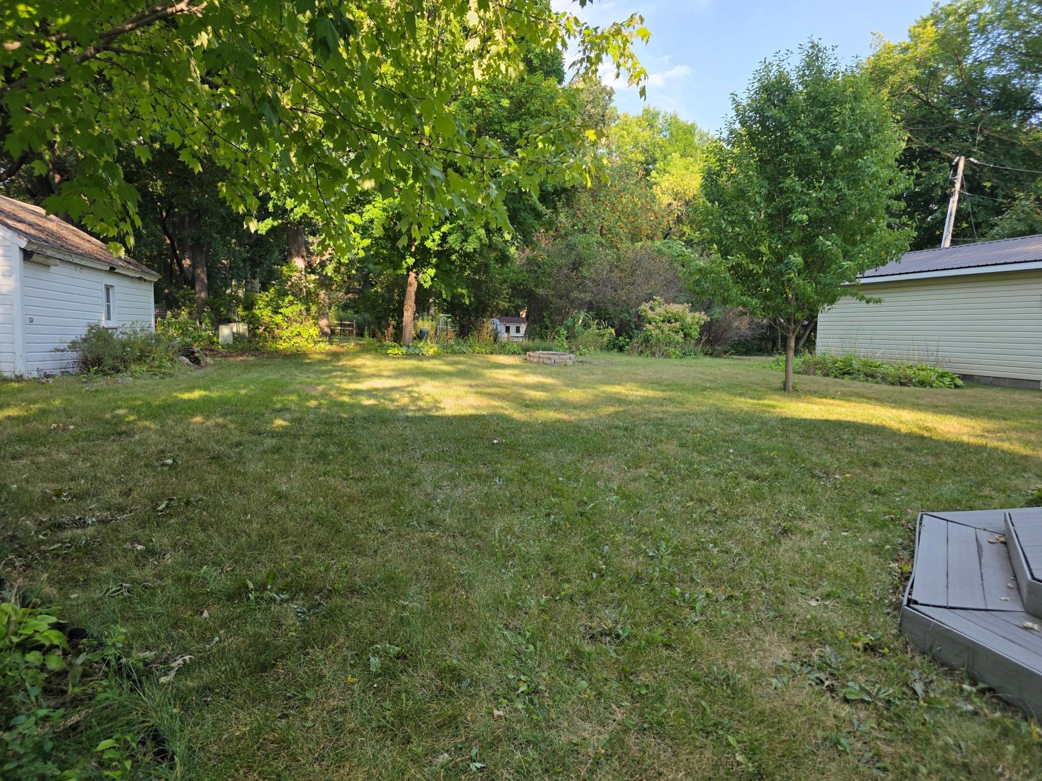 1940 single family home for sale at 518 N Burlington Avenue in Fergus Falls, MN — 4 bed, 2 bath (photo 3 of 4)