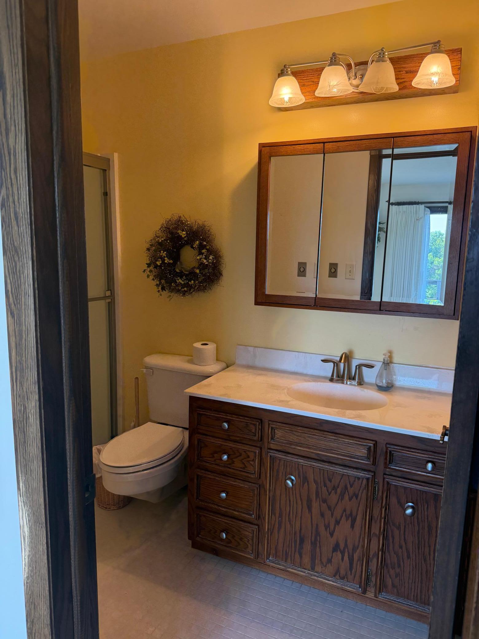 1973 single family home for sale at 201 Prospect Street in Lisbon, ND — 5 bed, 3 bath (photo 17 of 64)