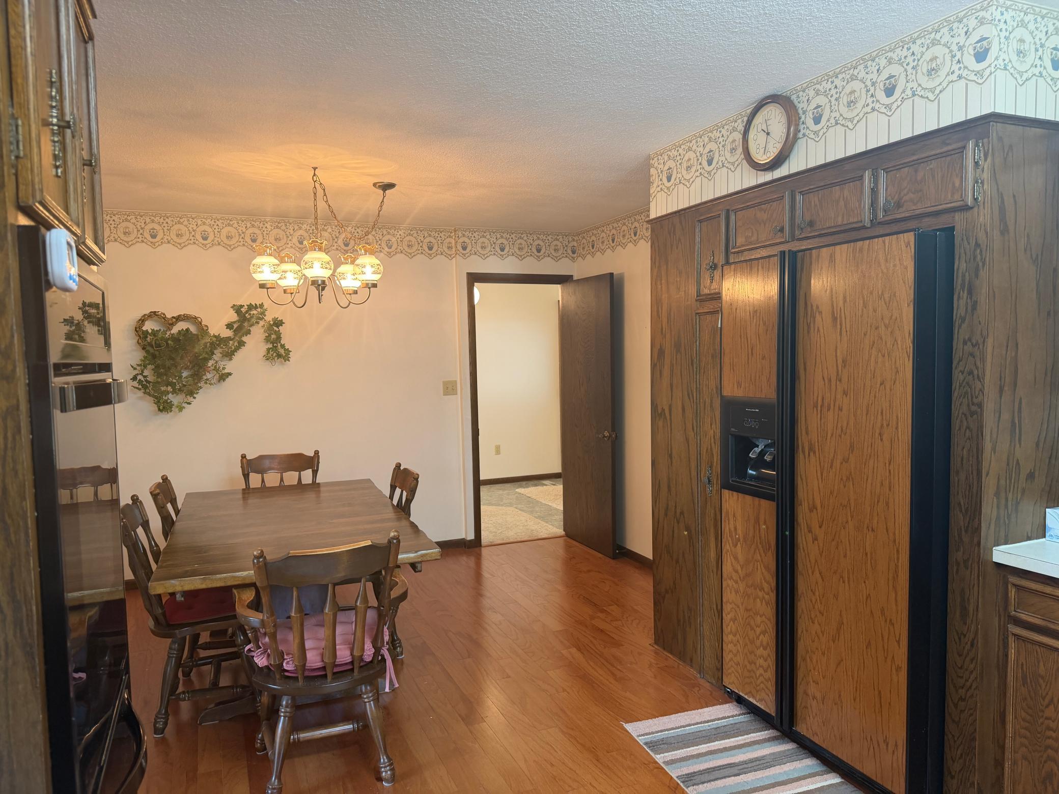 1973 single family home for sale at 201 Prospect Street in Lisbon, ND — 5 bed, 3 bath (photo 6 of 64)