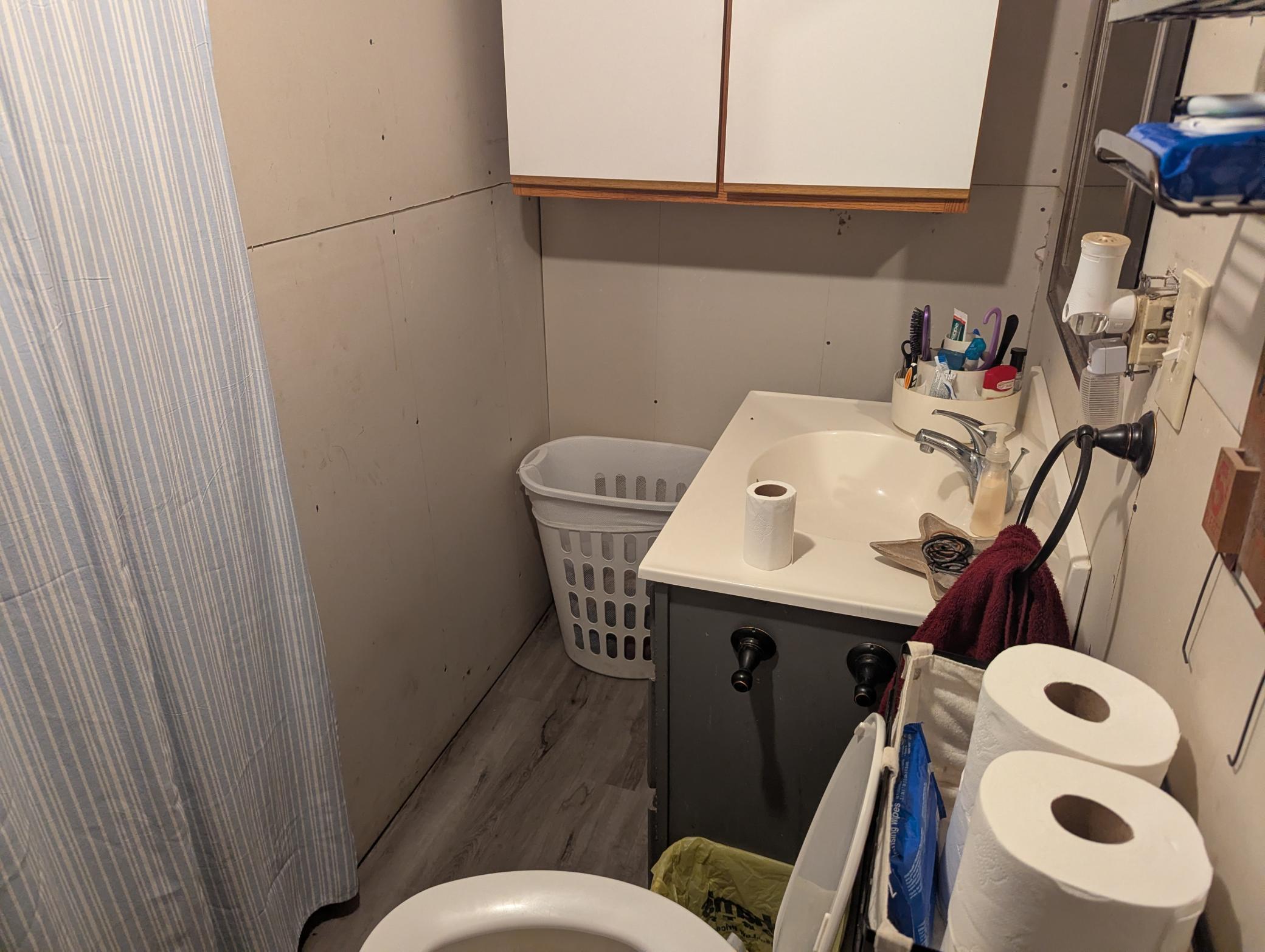 1949 single family home for sale at 1510 S Mabelle Avenue in Fergus Falls, MN — 2 bed, 1 bath (photo 2 of 14)