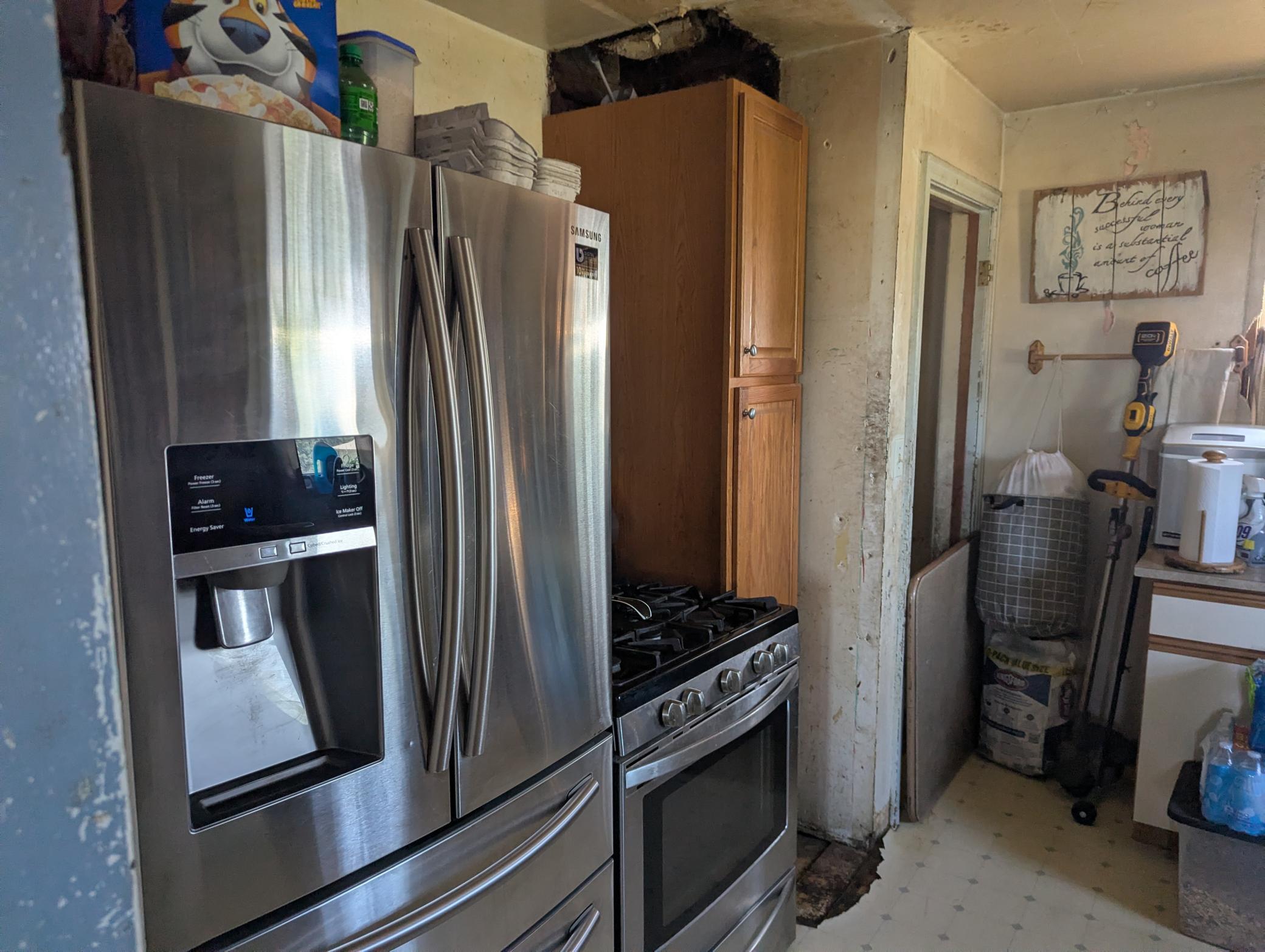 1949 single family home for sale at 1510 S Mabelle Avenue in Fergus Falls, MN — 2 bed, 1 bath (photo 7 of 14)