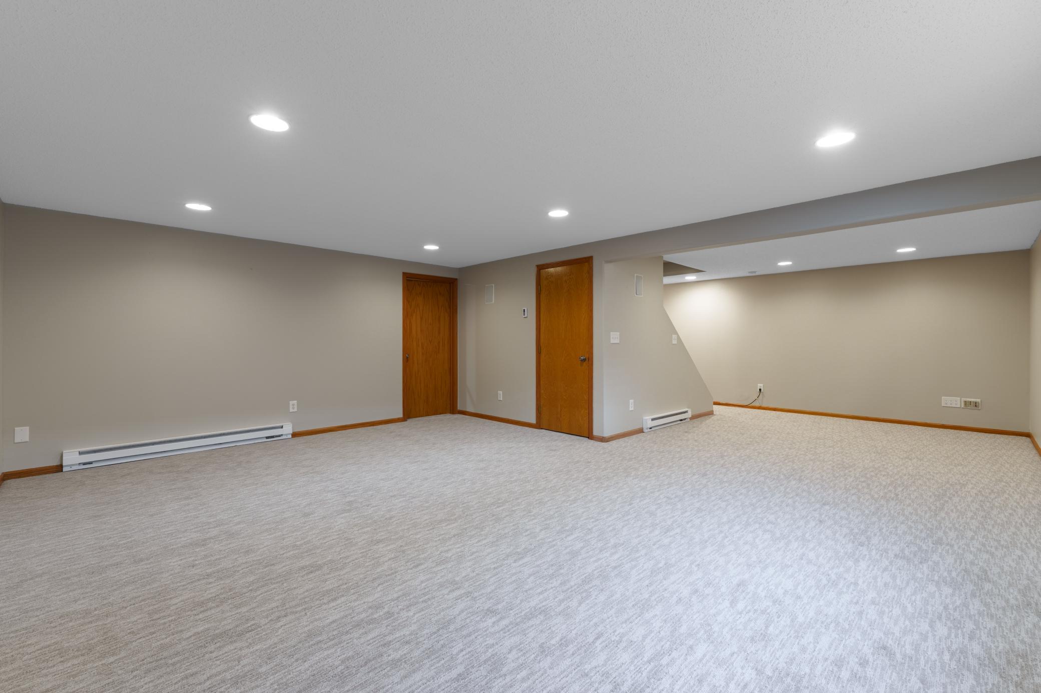 1995 twin home for sale at 2017 32nd Avenue S in Fargo, ND — 3 bed, 2 bath (photo 16 of 21)