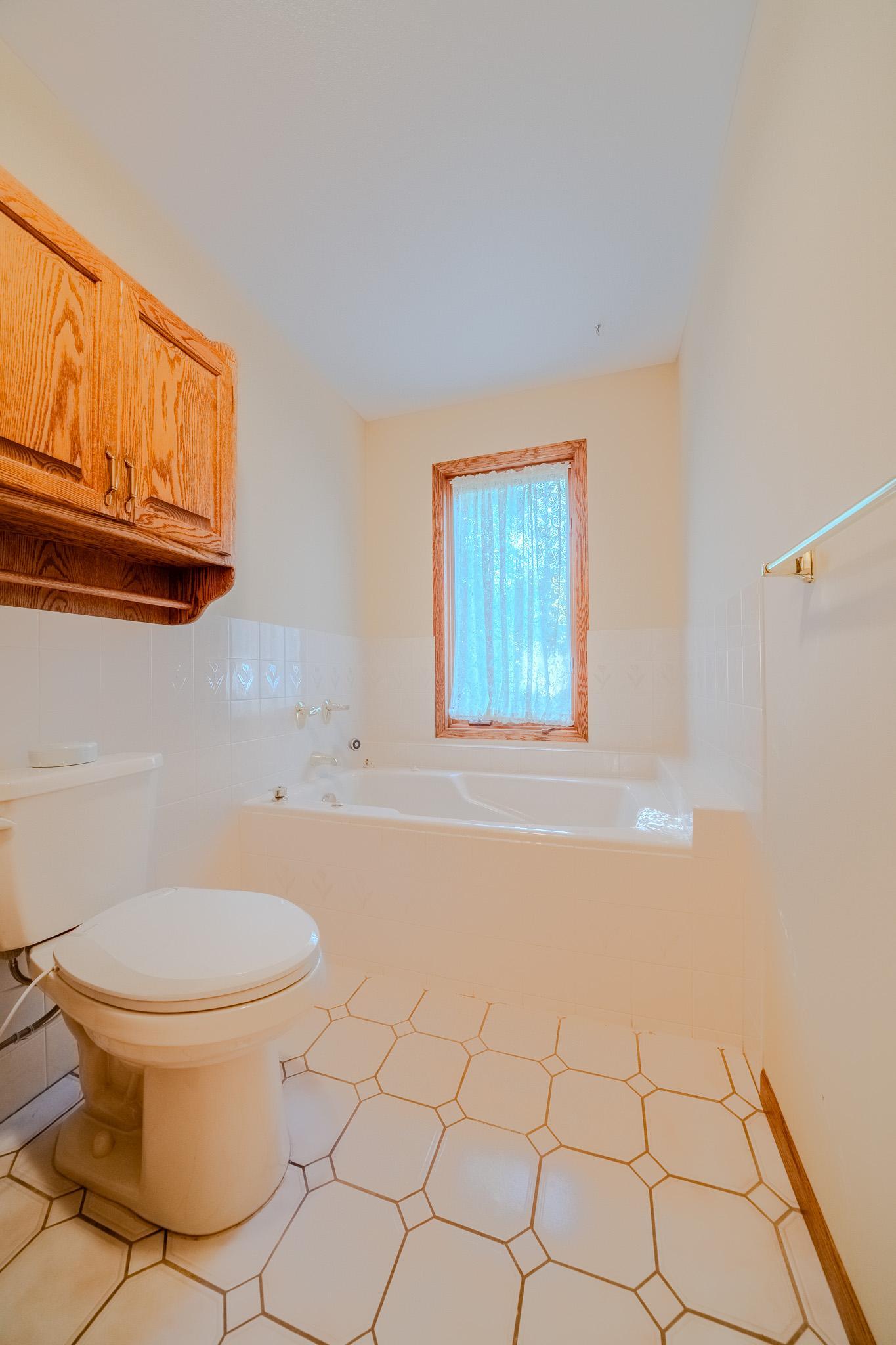 1990 single family home for sale at 26836 Ross Lake Road in Aitkin, MN — 3 bed, 3 bath (photo 57 of 80)