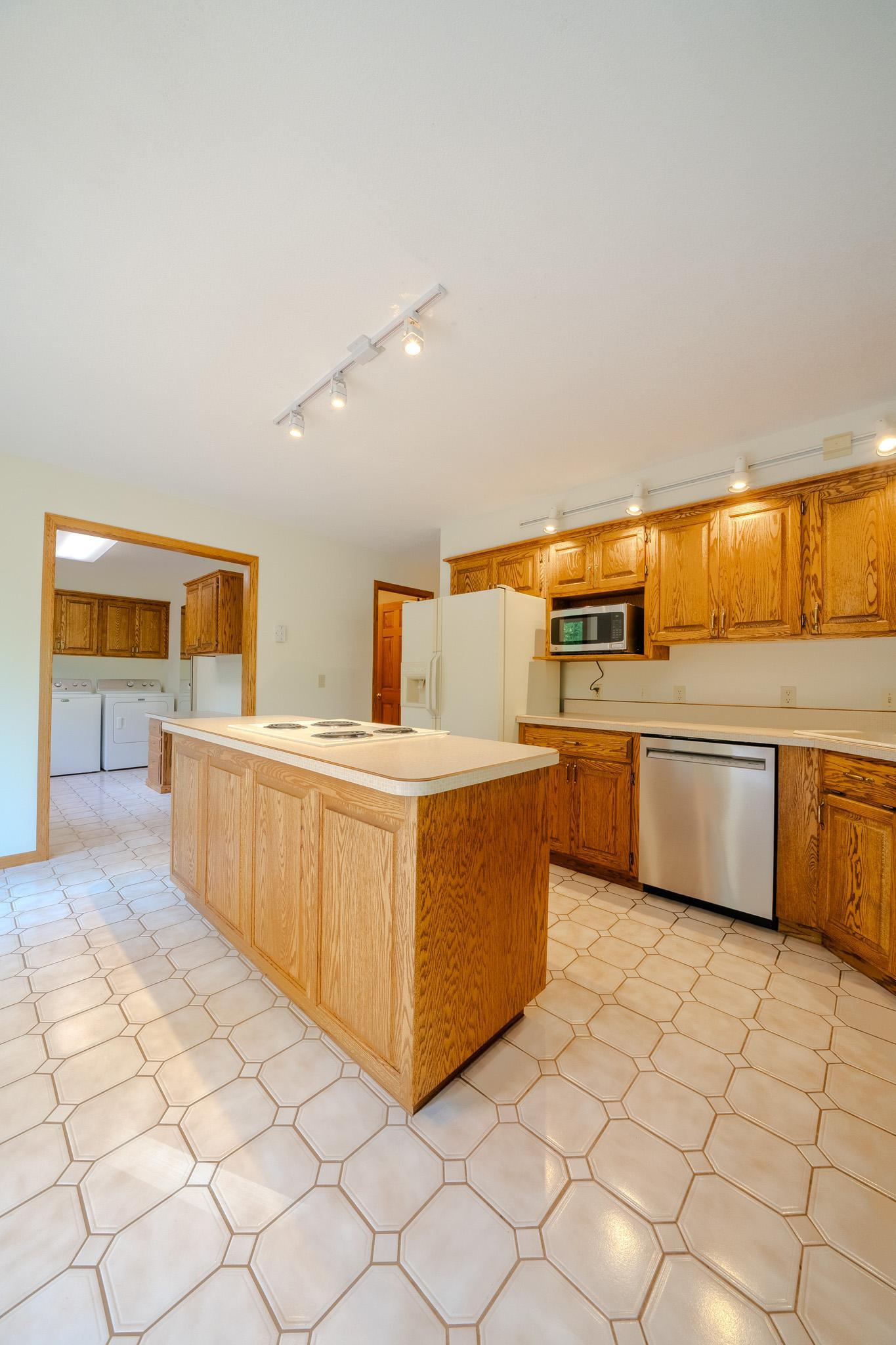 1990 single family home for sale at 26836 Ross Lake Road in Aitkin, MN — 3 bed, 3 bath (photo 66 of 80)