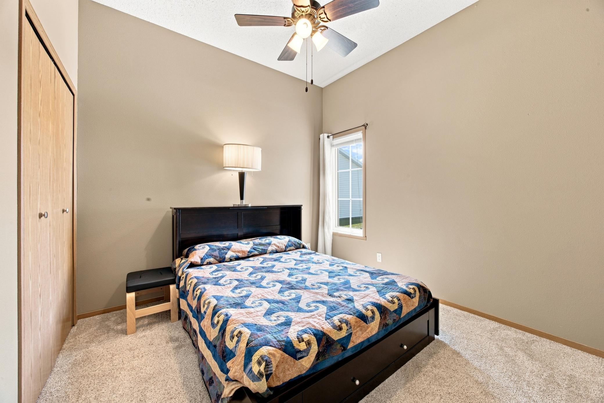 2005 single family home for sale at 2872 35th Street S in Moorhead, MN — 2 bed, 2 bath (photo 23 of 28)