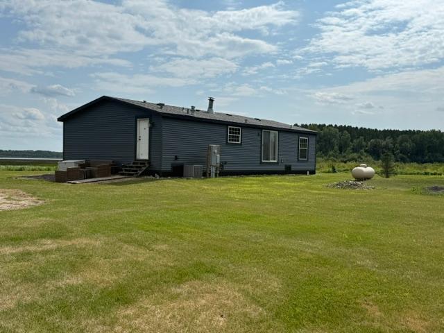 2022 single family home for sale at 21226 Gull Lake Loop Road NE in Tenstrike, MN — 3 bed, 2 bath (photo 9 of 13)