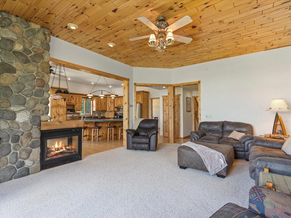2000 single family home for sale at 8964 Kabekona Springs Drive NW in Walker, MN — 4 bed, 4 bath (photo 14 of 57)