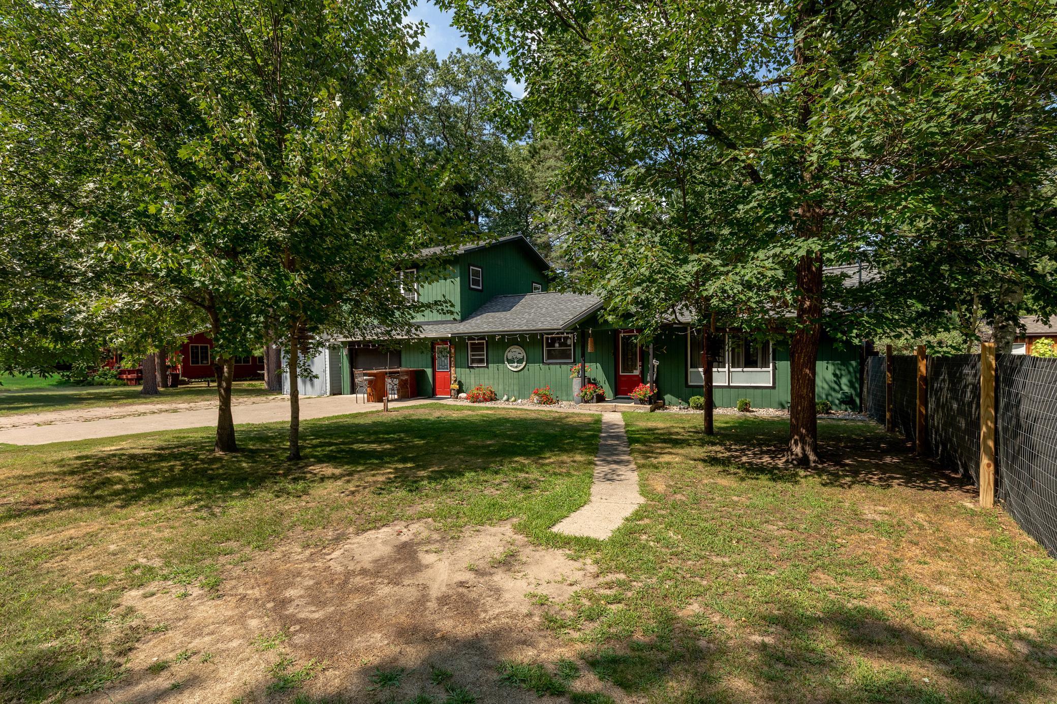 1960 single family home for sale at 4470 Cinosam Road in Brainerd, MN — 2 bed, 1 bath (photo 3 of 48)