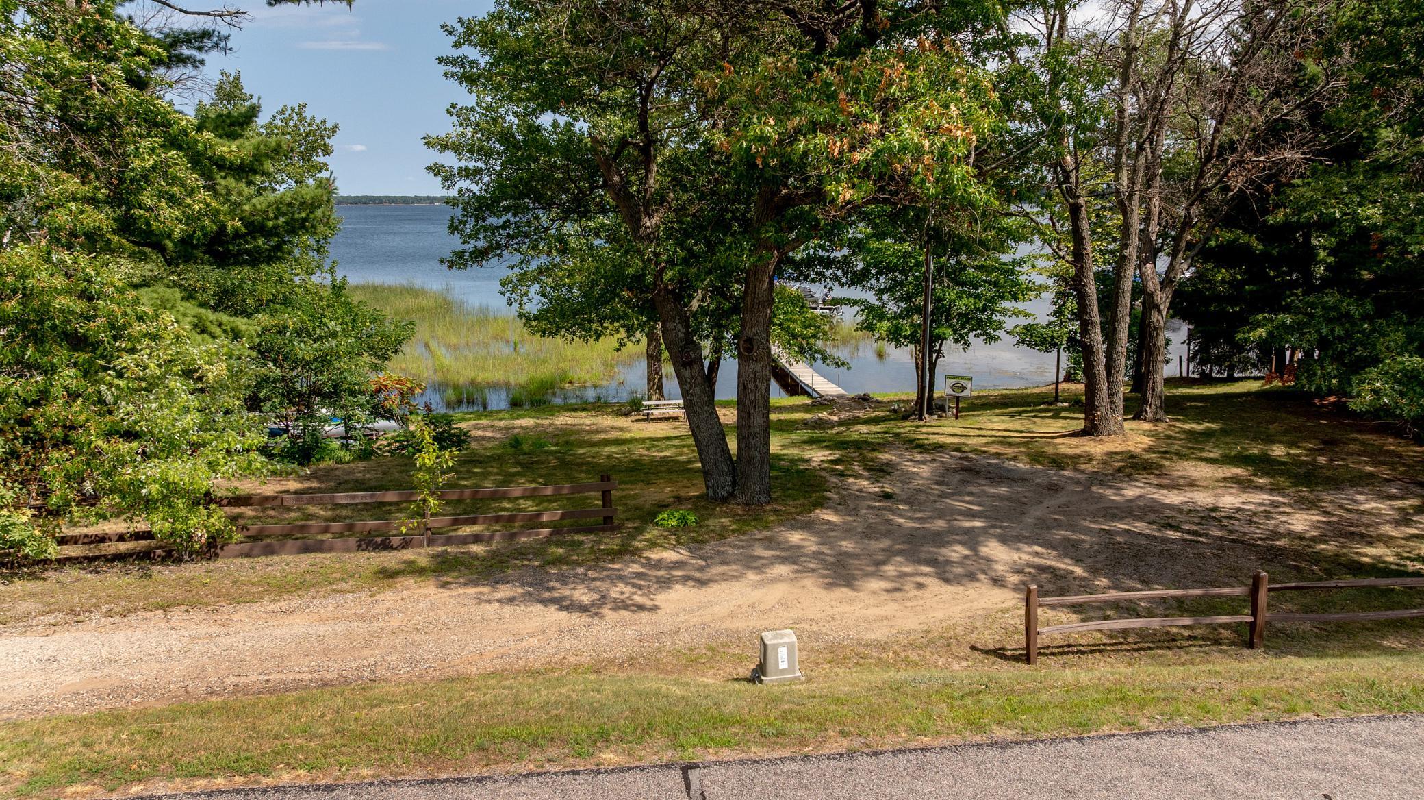 1960 single family home for sale at 4470 Cinosam Road in Brainerd, MN — 2 bed, 1 bath (photo 34 of 48)