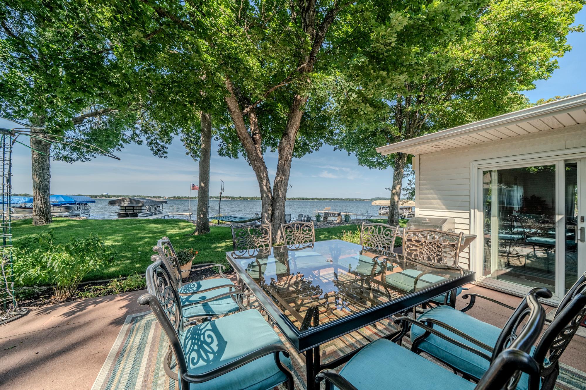 1975 single family home for sale at 436 Shorewood Drive in Detroit Lakes, MN — 5 bed, 4 bath (photo 28 of 50)