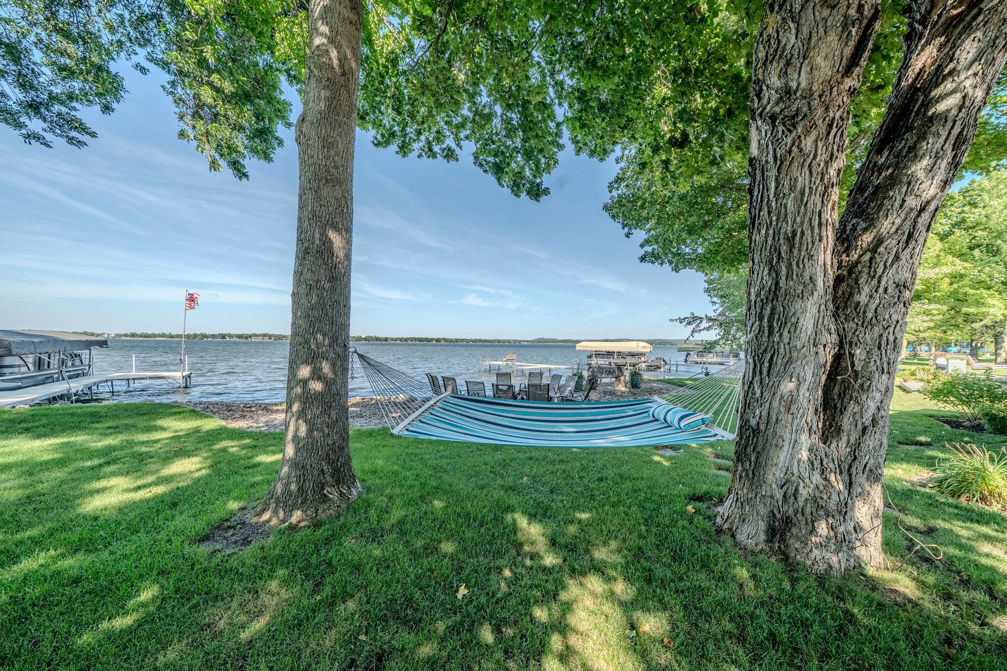 1975 single family home for sale at 436 Shorewood Drive in Detroit Lakes, MN — 5 bed, 4 bath (photo 29 of 50)
