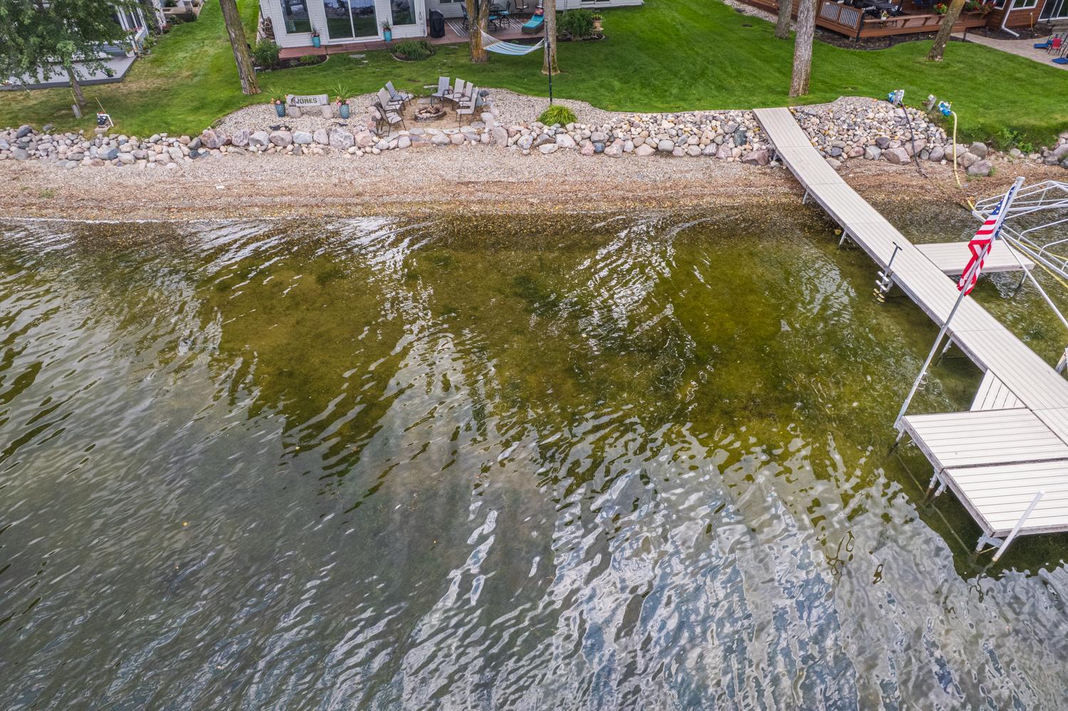 1975 single family home for sale at 436 Shorewood Drive in Detroit Lakes, MN — 5 bed, 4 bath (photo 4 of 50)