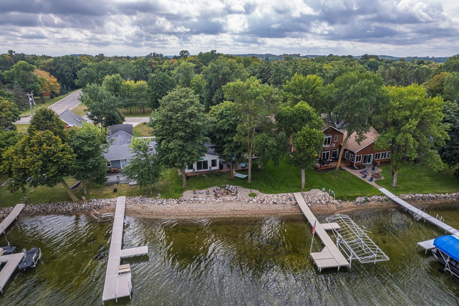 1975 single family home for sale at 436 Shorewood Drive in Detroit Lakes, MN — 5 bed, 4 bath (photo 34 of 50)