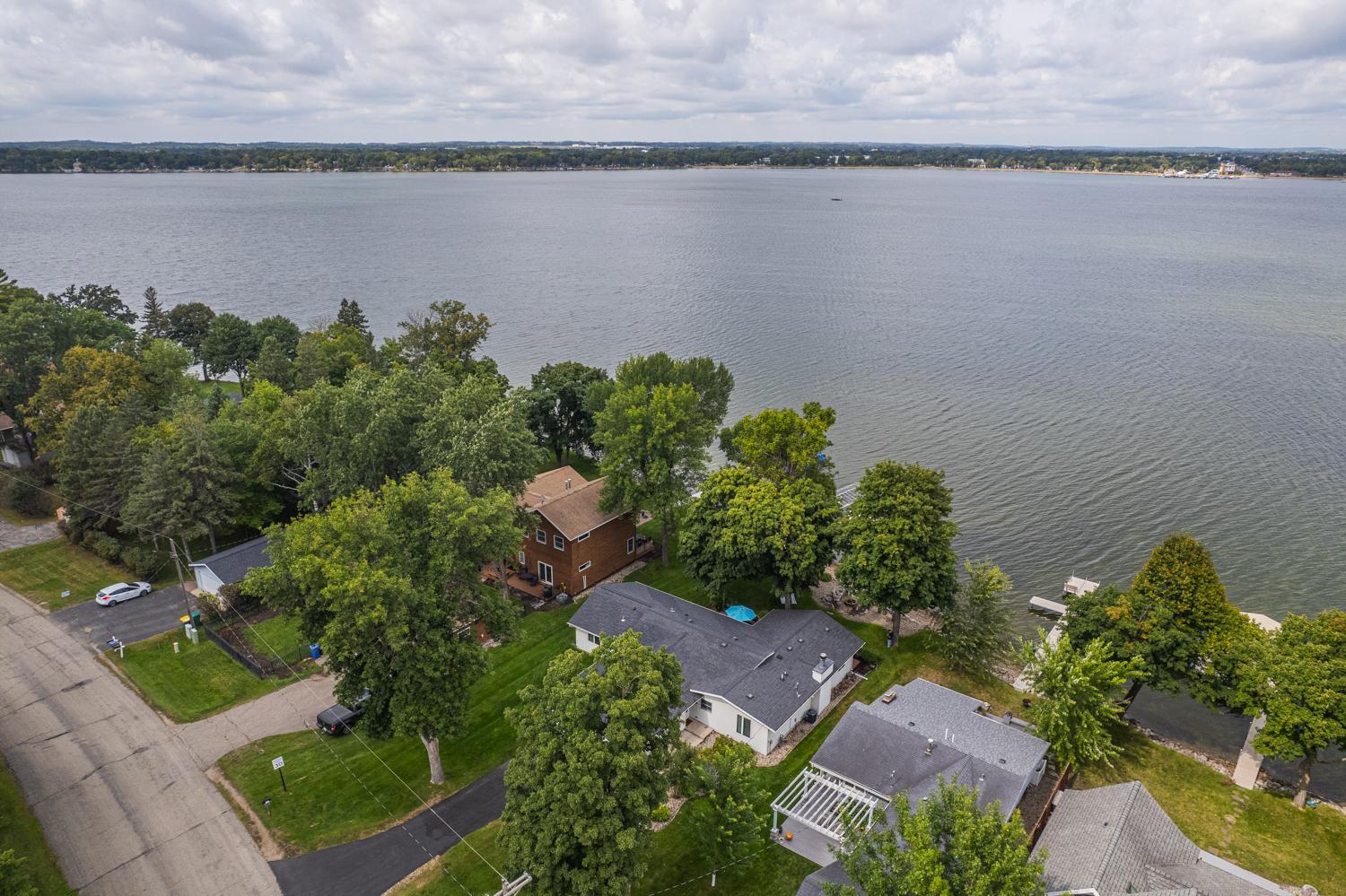 1975 single family home for sale at 436 Shorewood Drive in Detroit Lakes, MN — 5 bed, 4 bath (photo 37 of 50)