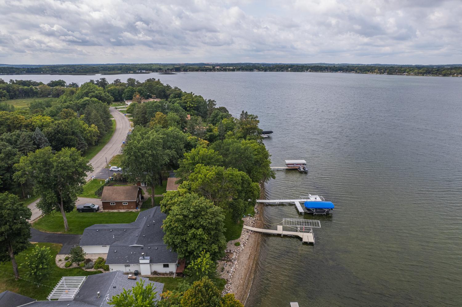 1975 single family home for sale at 436 Shorewood Drive in Detroit Lakes, MN — 5 bed, 4 bath (photo 38 of 50)