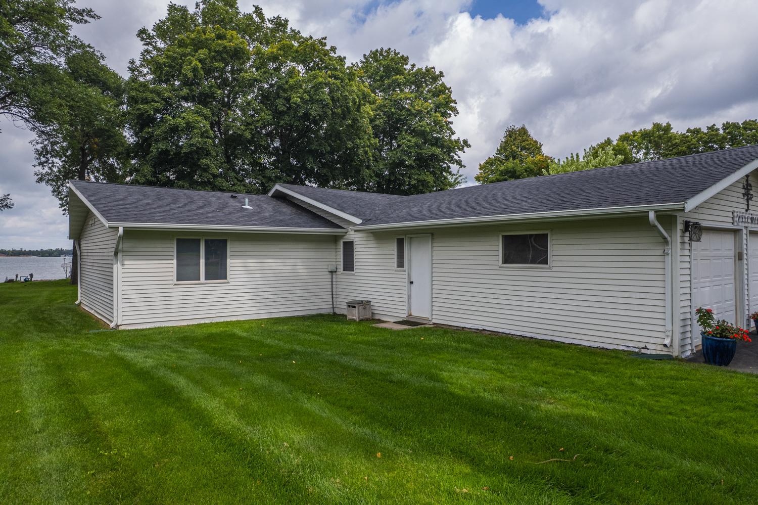 1975 single family home for sale at 436 Shorewood Drive in Detroit Lakes, MN — 5 bed, 4 bath (photo 41 of 50)