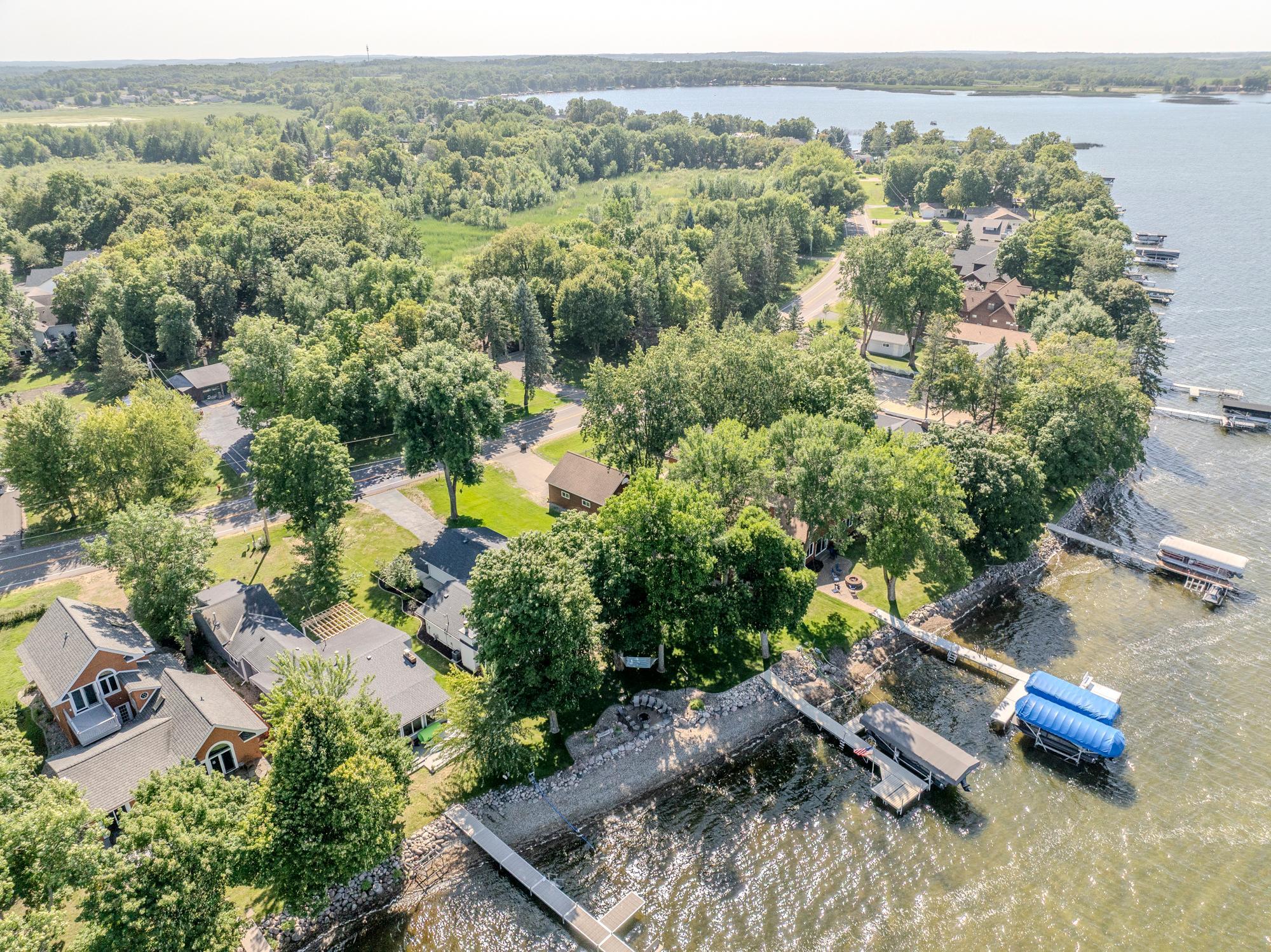 1975 single family home for sale at 436 Shorewood Drive in Detroit Lakes, MN — 5 bed, 4 bath (photo 47 of 50)
