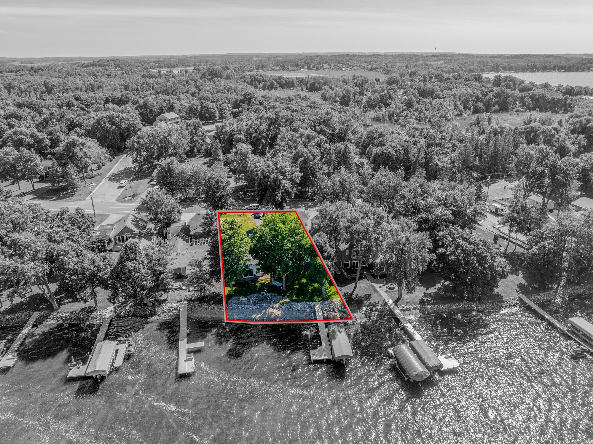 1975 single family home for sale at 436 Shorewood Drive in Detroit Lakes, MN — 5 bed, 4 bath (photo 48 of 50)