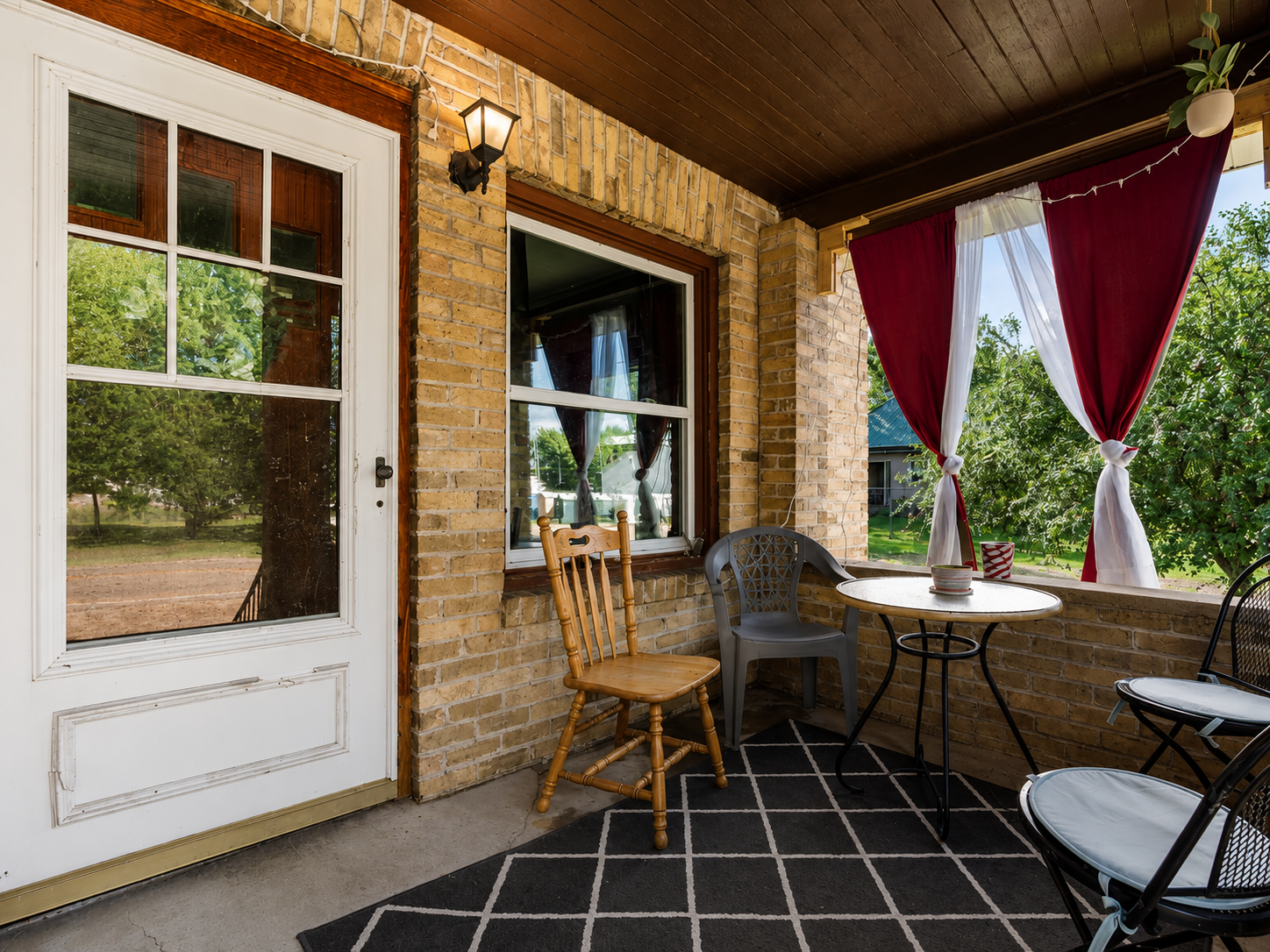 1918 single family home for sale at 110 Central Avenue in Bertha, MN — 4 bed, 1 bath (photo 2 of 36)