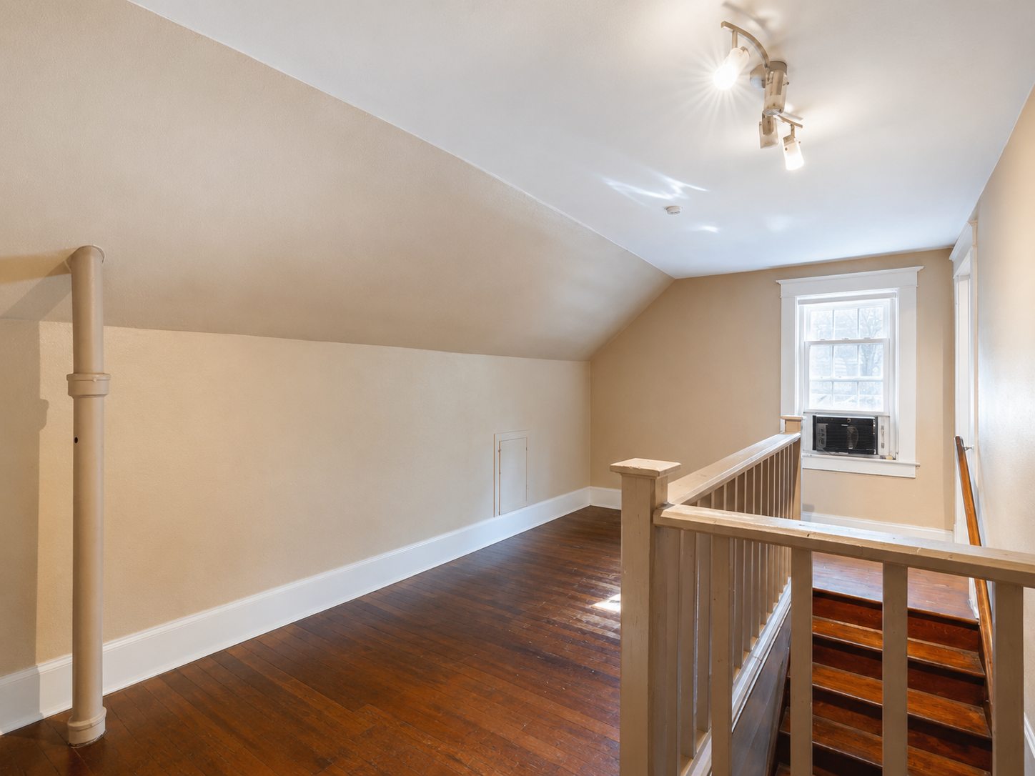 1918 single family home for sale at 110 Central Avenue in Bertha, MN — 4 bed, 1 bath (photo 21 of 36)