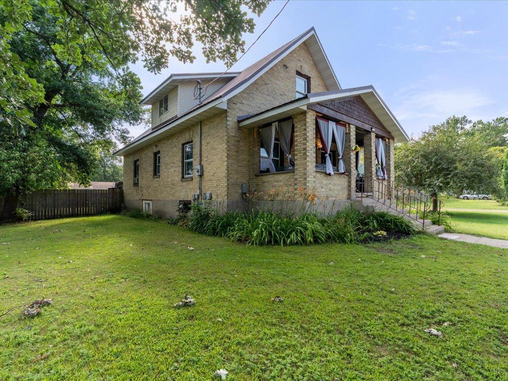 1918 single family home for sale at 110 Central Avenue in Bertha, MN — 4 bed, 1 bath (photo 34 of 36)