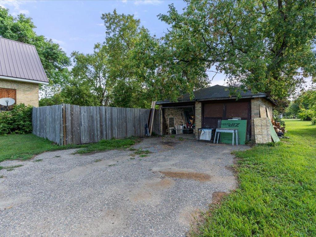 1918 single family home for sale at 110 Central Avenue in Bertha, MN — 4 bed, 1 bath (photo 36 of 36)