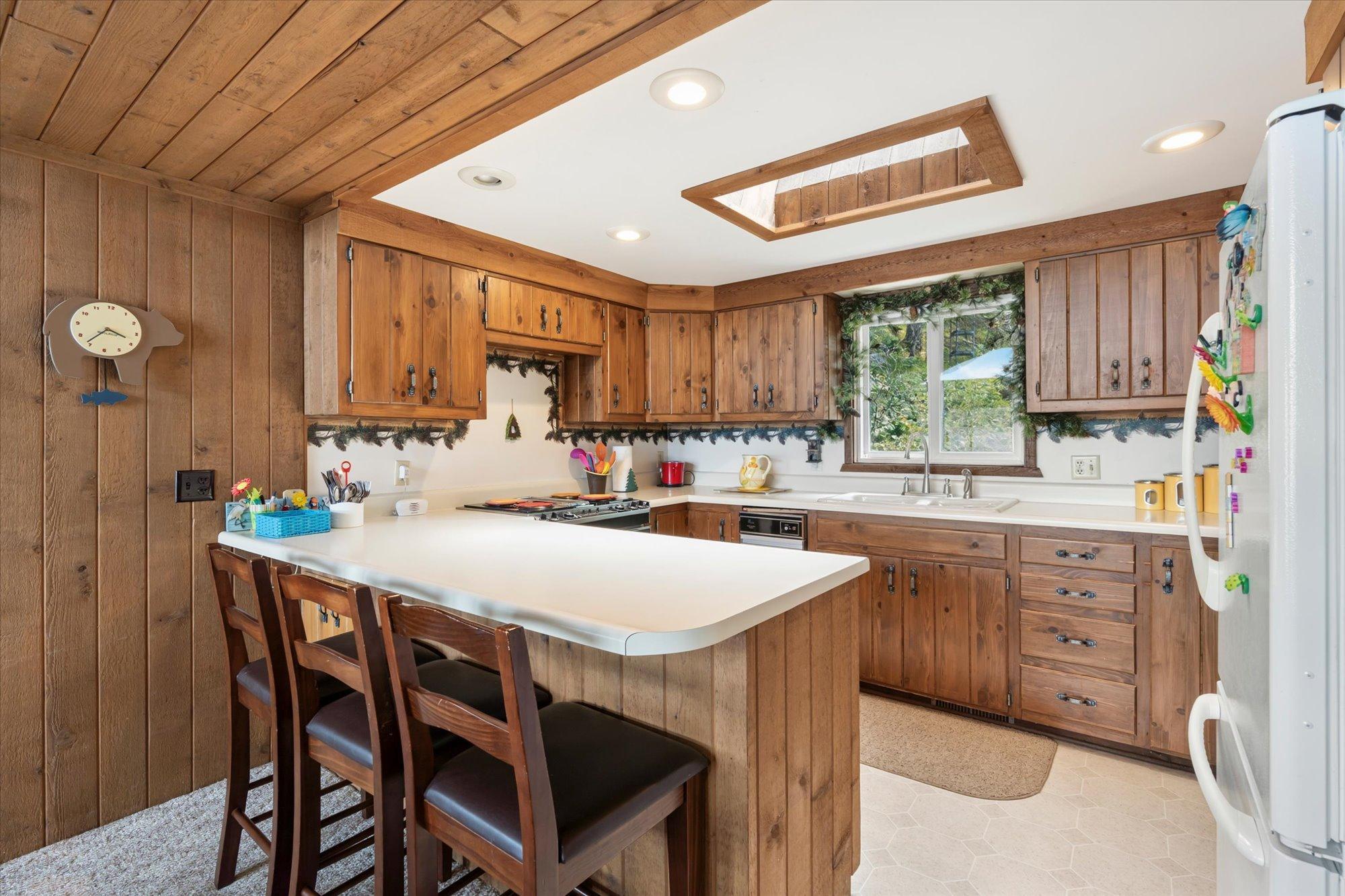 1995 single family home for sale at 32517 Timberlane Point in Breezy Point, MN — 3 bed, 2 bath (photo 5 of 32)