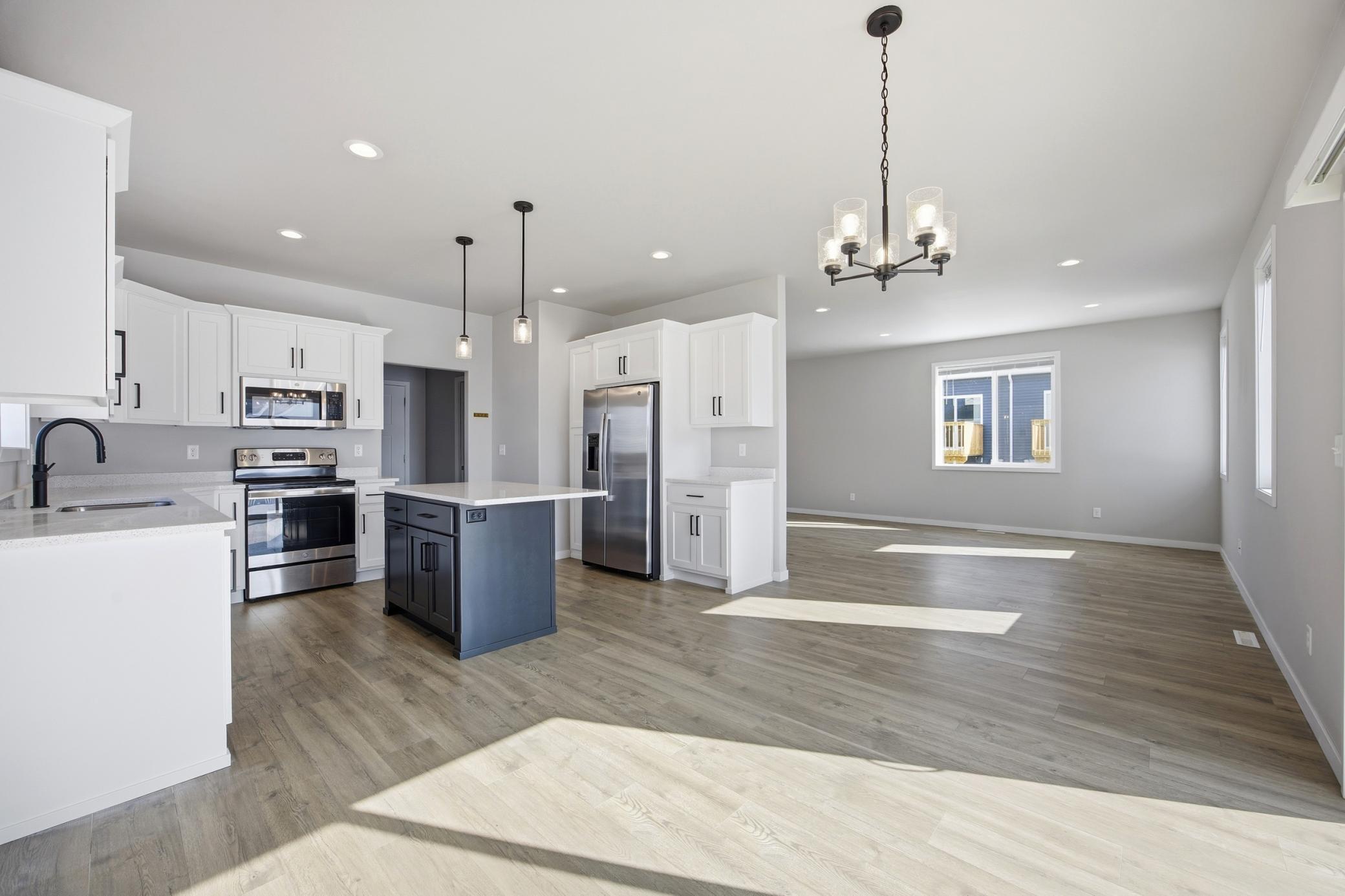 2023 single family home for sale at 6797 28th Street S in Fargo, ND — 4 bed, 3 bath (photo 11 of 31)