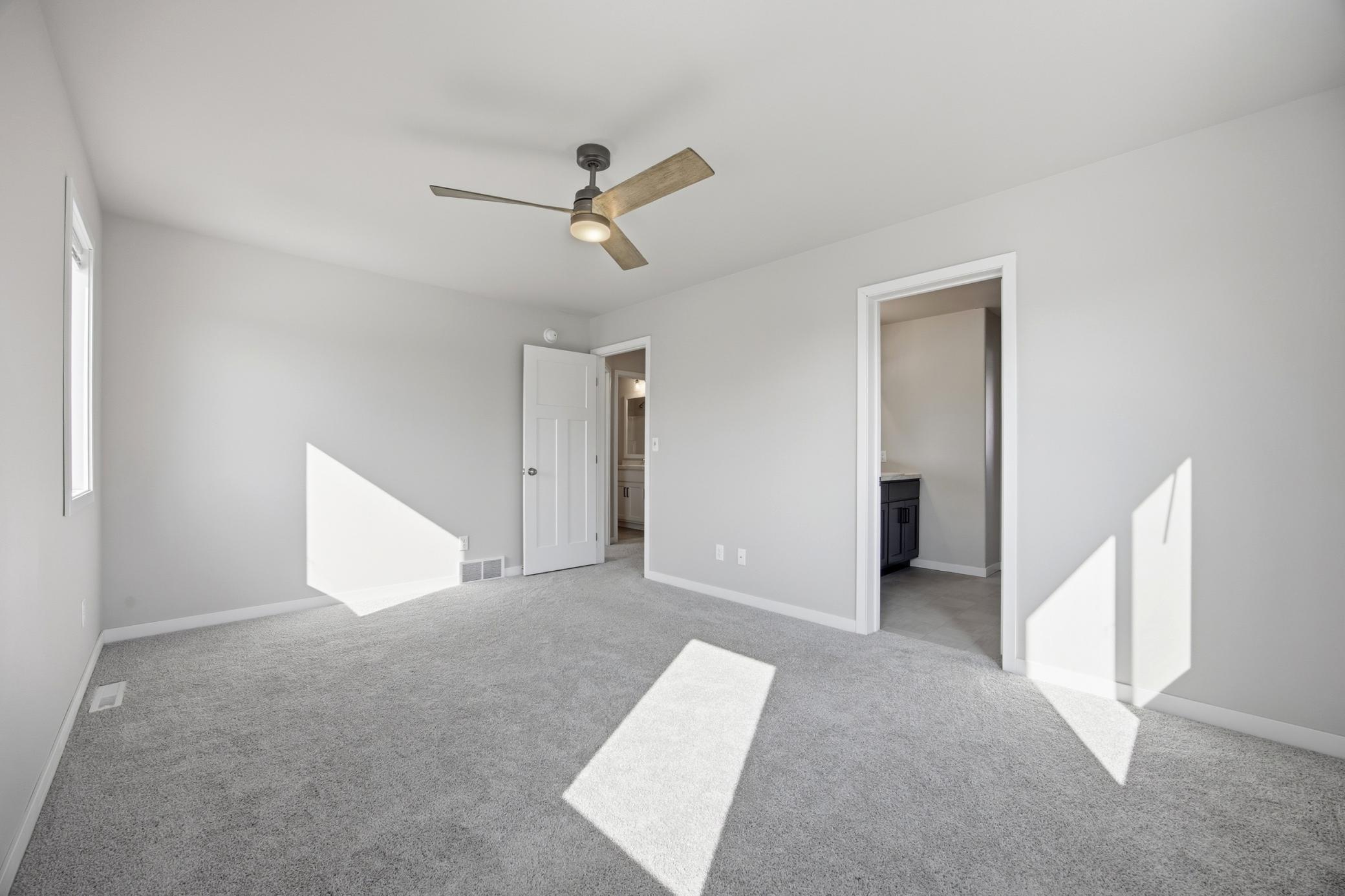 2023 single family home for sale at 6797 28th Street S in Fargo, ND — 4 bed, 3 bath (photo 14 of 31)