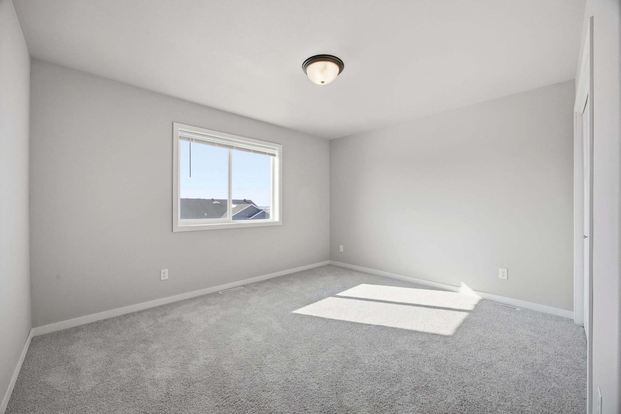 2023 single family home for sale at 6797 28th Street S in Fargo, ND — 4 bed, 3 bath (photo 17 of 31)