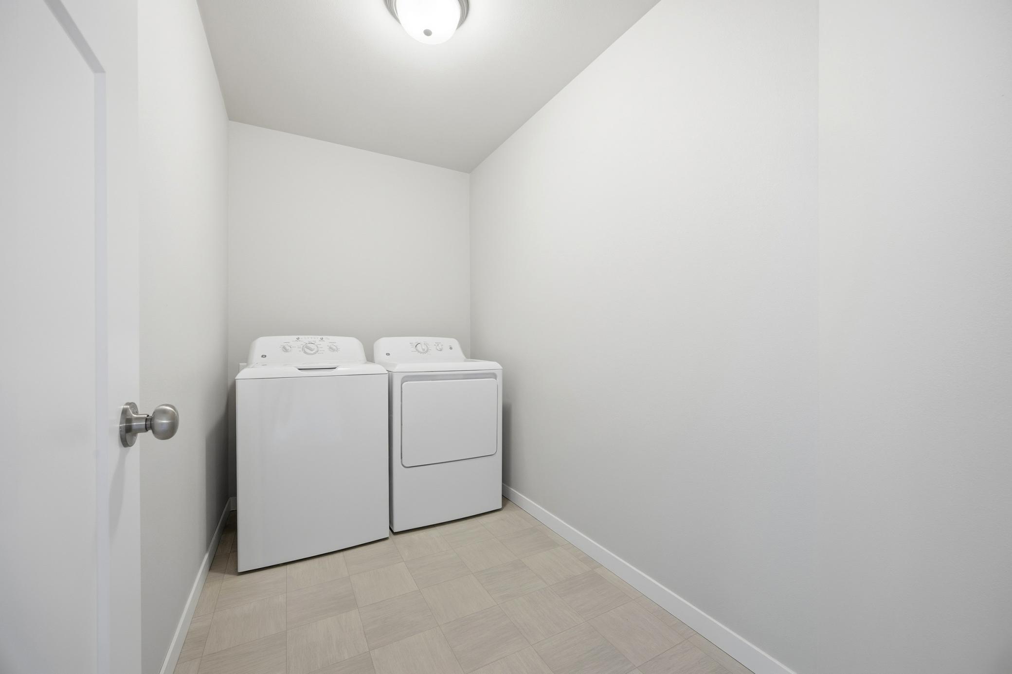 2023 single family home for sale at 6797 28th Street S in Fargo, ND — 4 bed, 3 bath (photo 24 of 31)