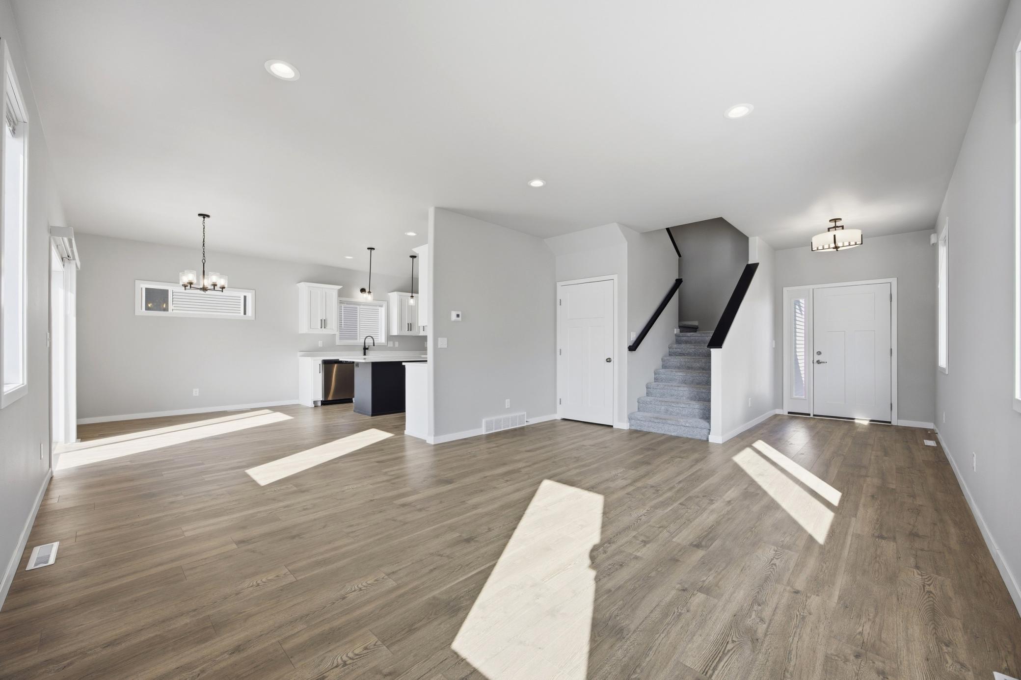 2023 single family home for sale at 6797 28th Street S in Fargo, ND — 4 bed, 3 bath (photo 6 of 31)