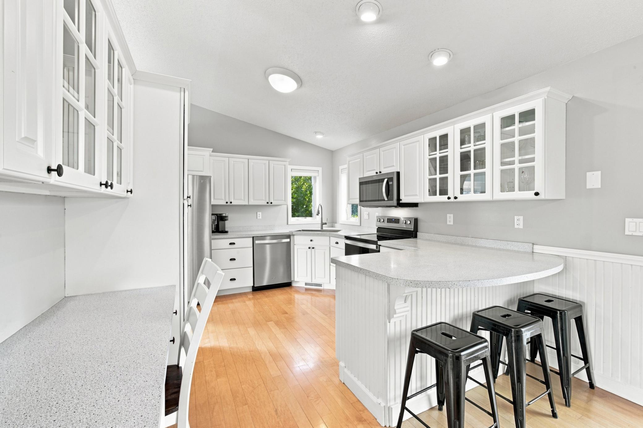 1996 single family home for sale at 2715 32nd Street S in Fargo, ND — 4 bed, 3 bath (photo 14 of 53)
