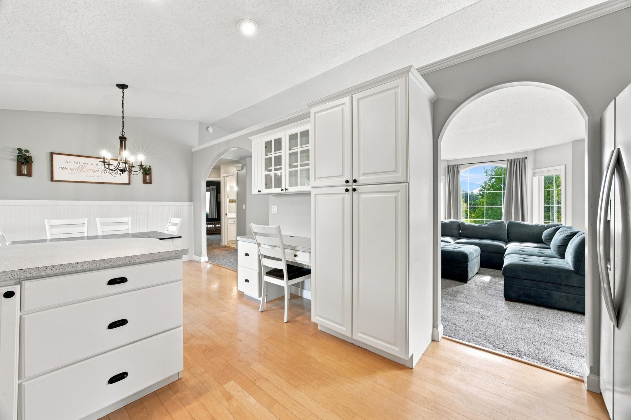 1996 single family home for sale at 2715 32nd Street S in Fargo, ND — 4 bed, 3 bath (photo 17 of 53)