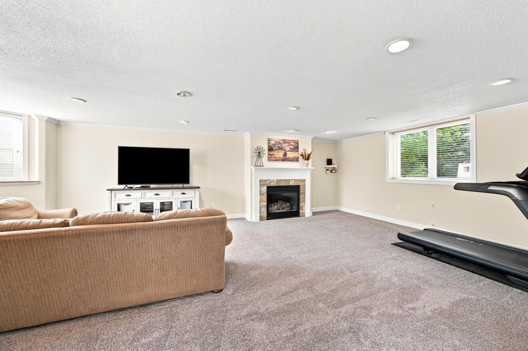 1996 single family home for sale at 2715 32nd Street S in Fargo, ND — 4 bed, 3 bath (photo 31 of 53)
