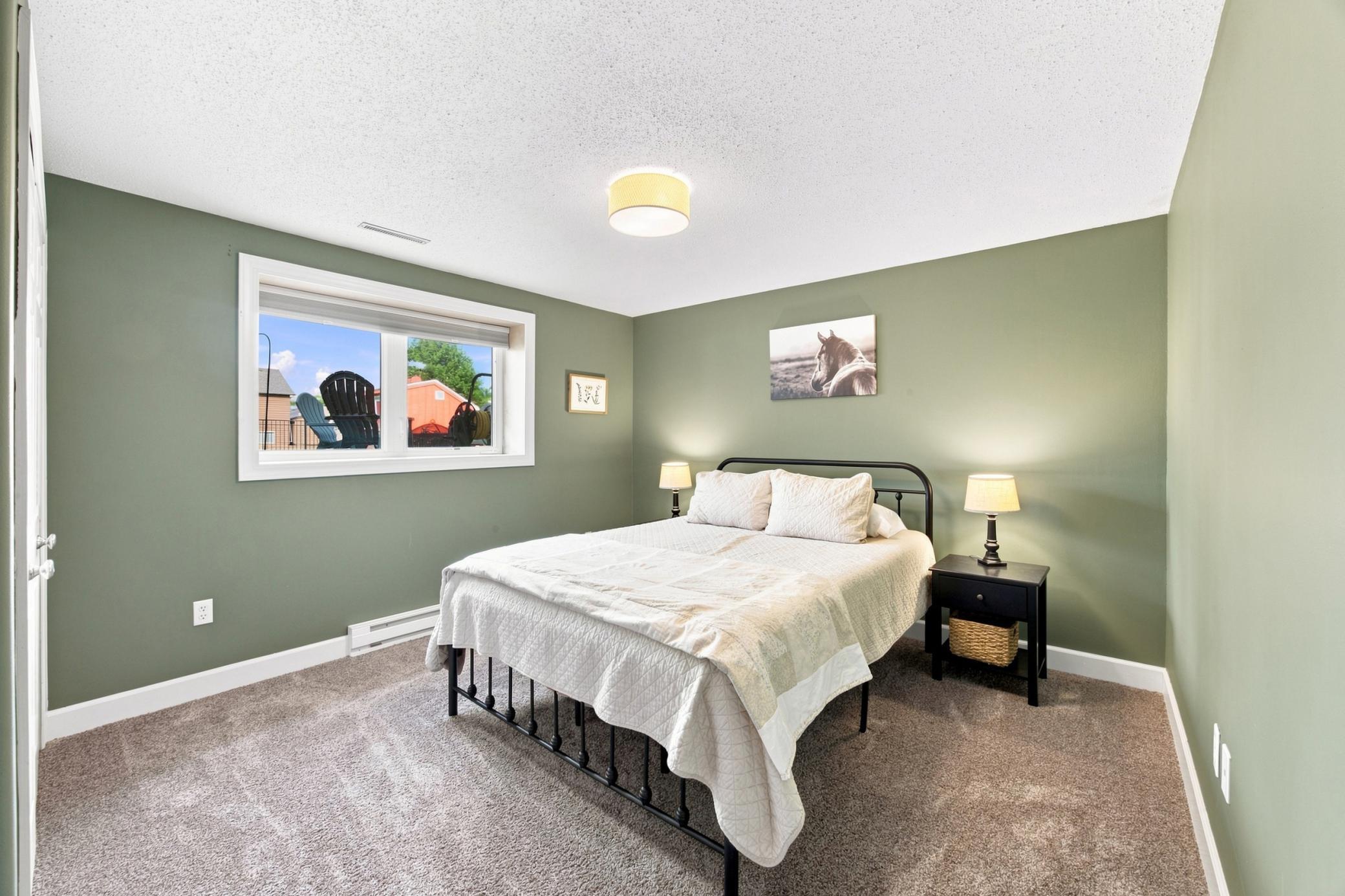 1996 single family home for sale at 2715 32nd Street S in Fargo, ND — 4 bed, 3 bath (photo 34 of 53)